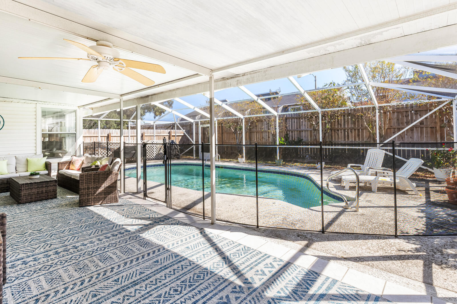 HARBOR BREEZE 1ST ADDN - Residential