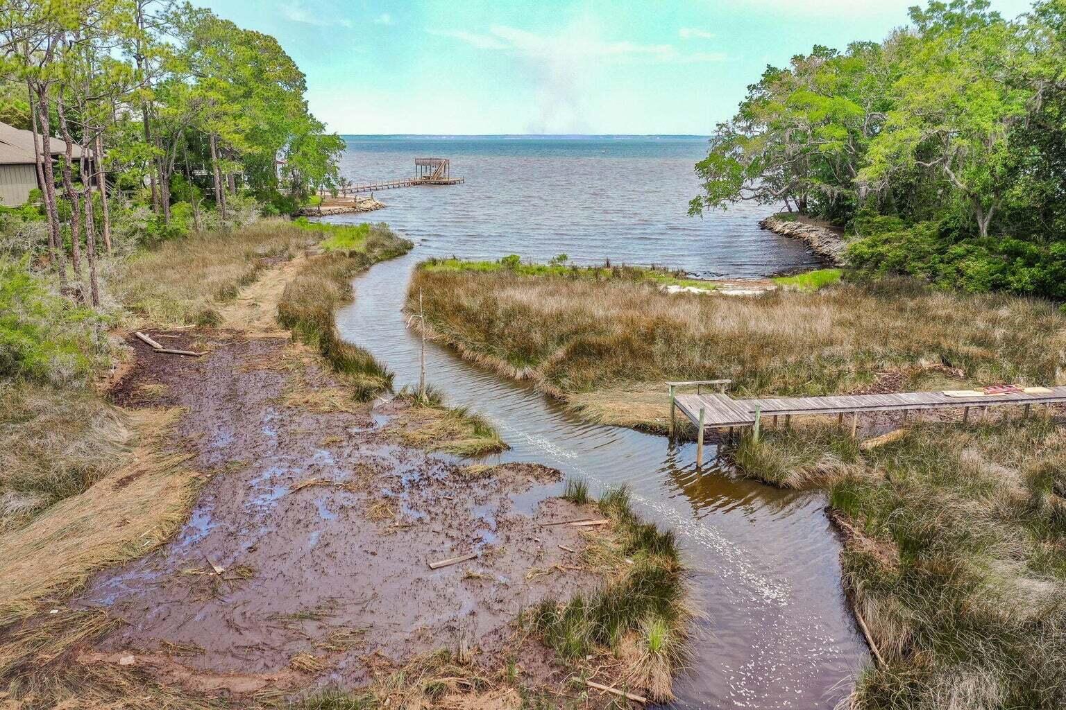 EDEN BAY ESTATES - Land