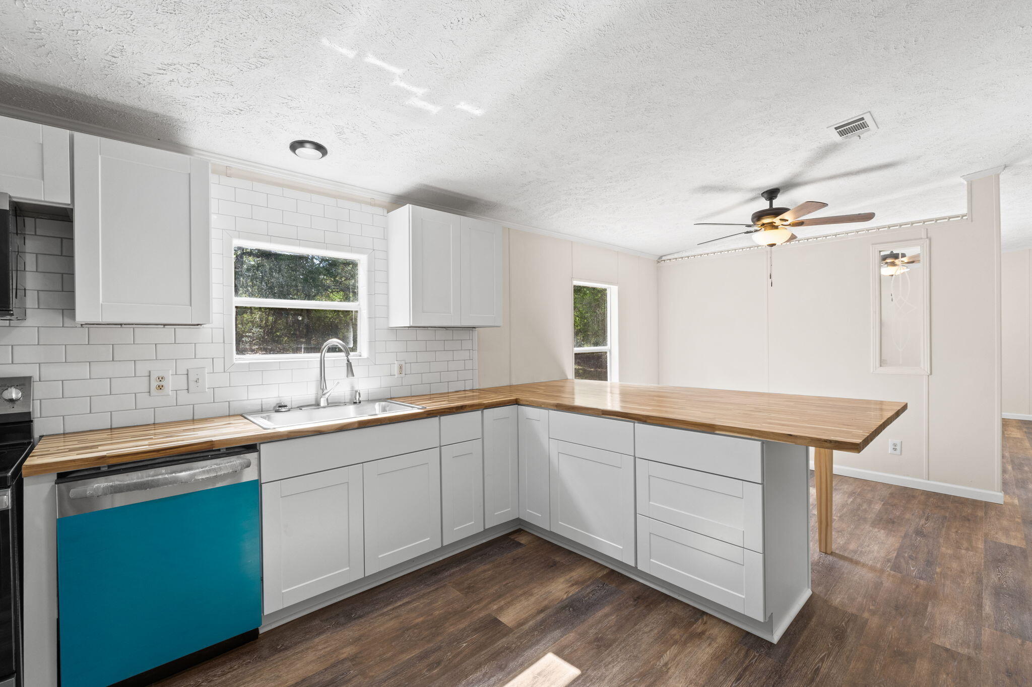 JUNIPER LAKE ESTATES - Residential