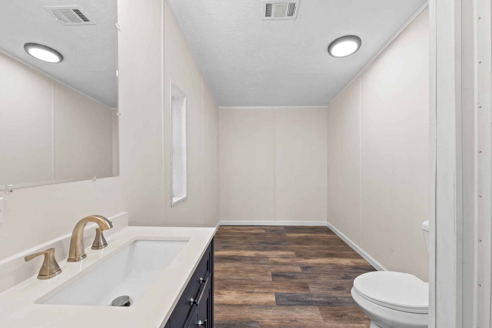 JUNIPER LAKE ESTATES - Residential