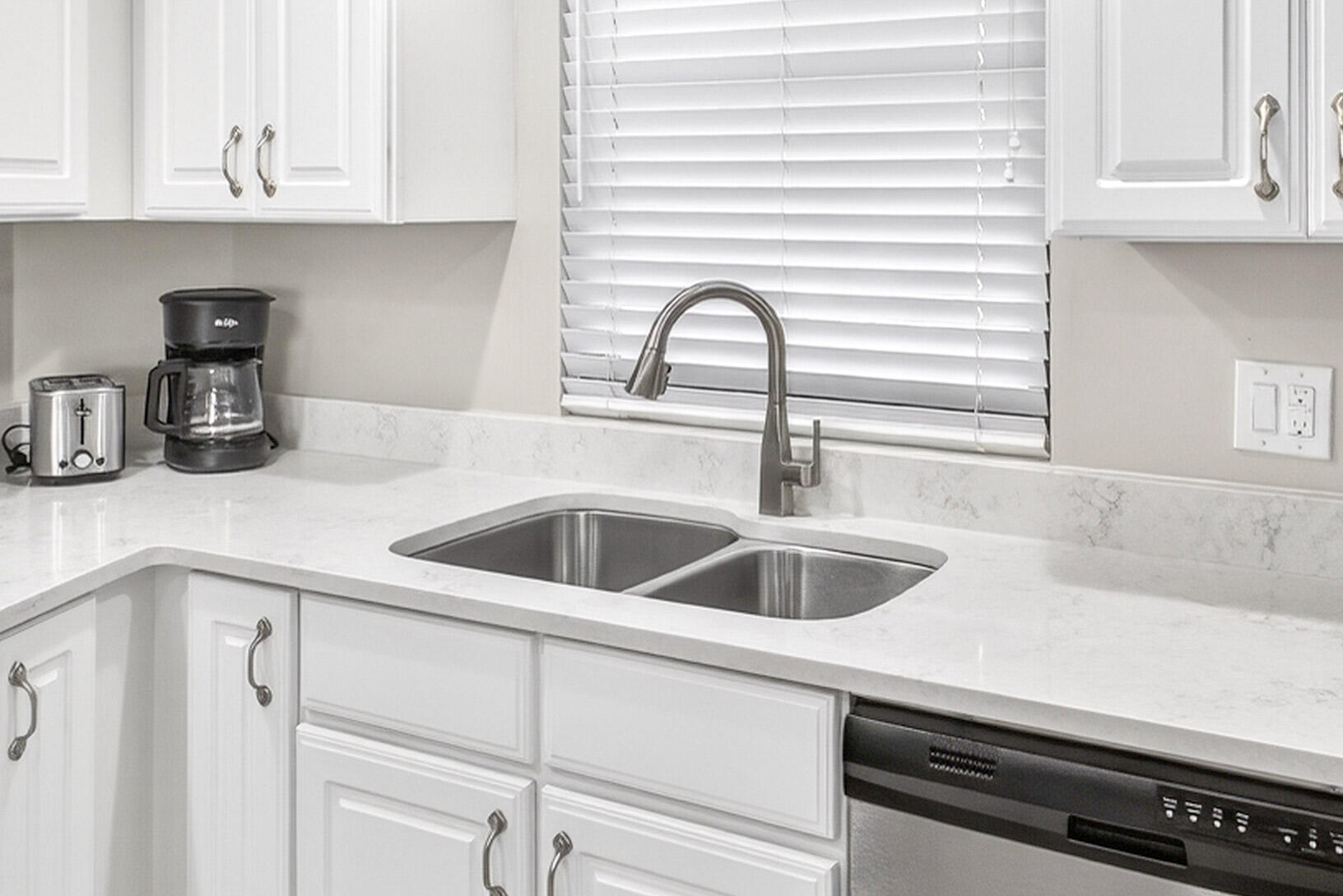 BEACHSIDE 1 CONDO - Residential