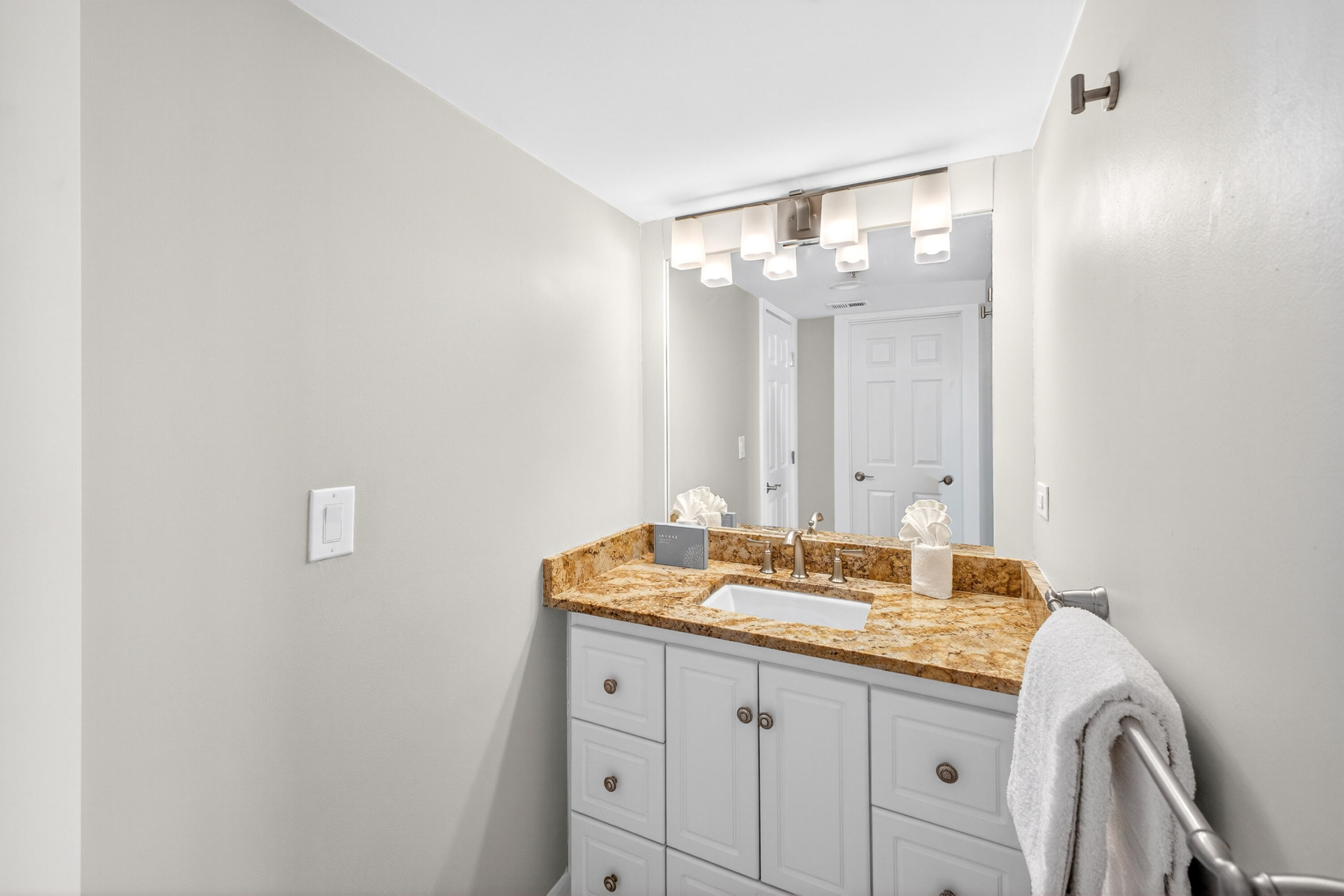 BEACHSIDE 1 CONDO - Residential