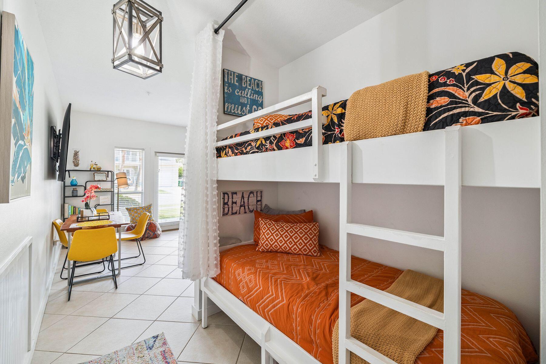 CARIBBEAN DUNES PH 2 - Residential