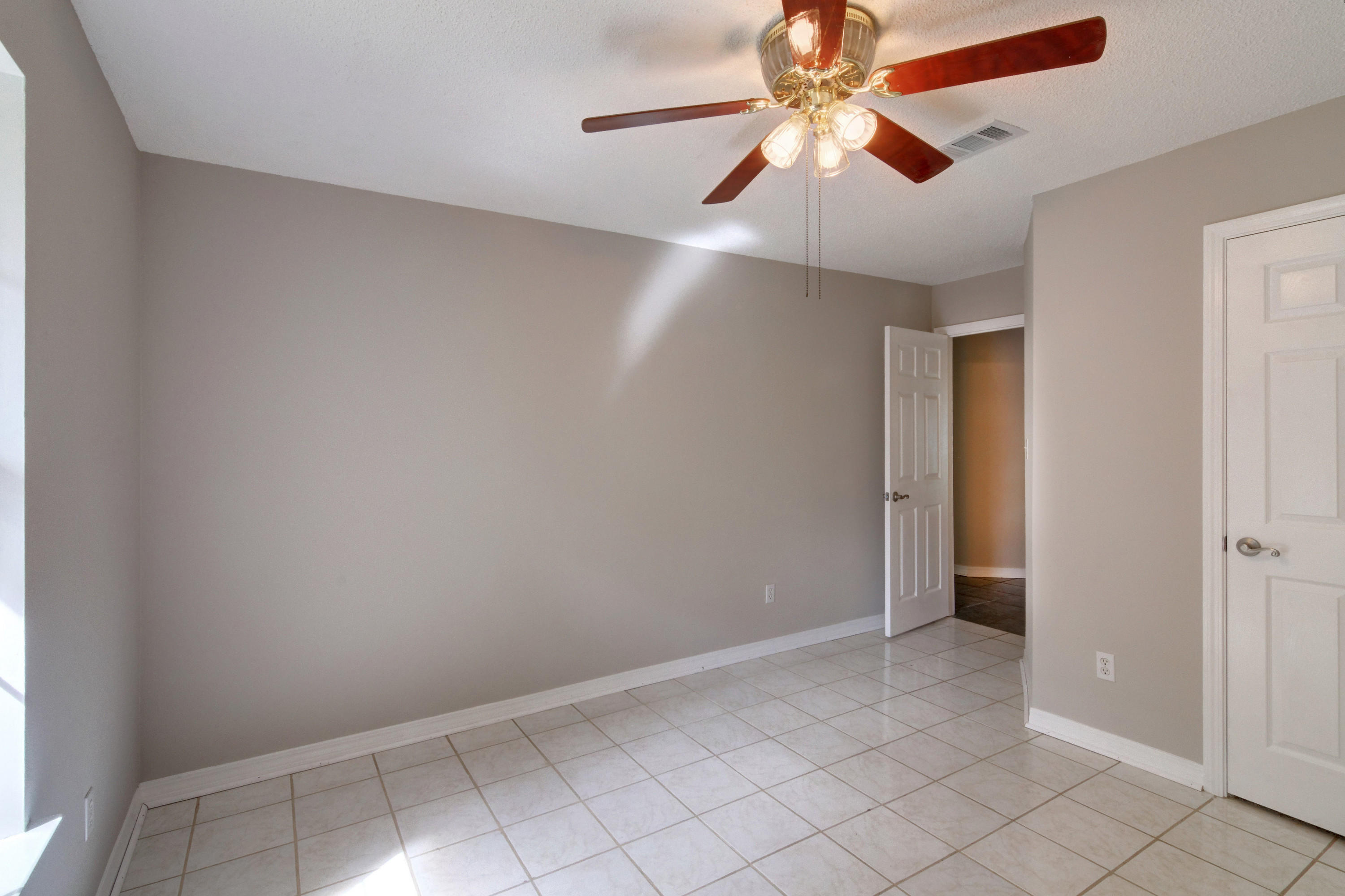 PRO AM ESTATES - Residential