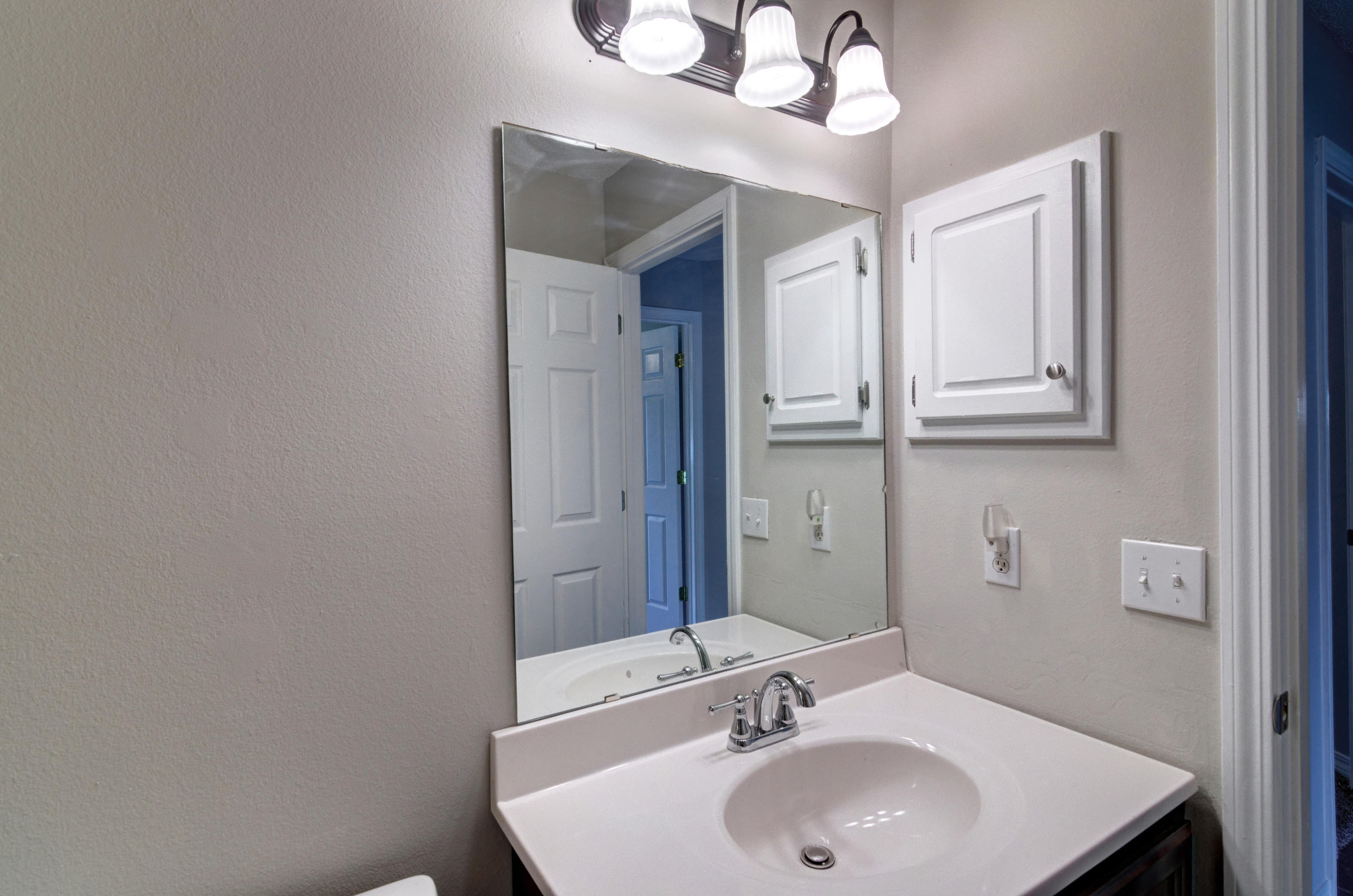 PRO AM ESTATES - Residential