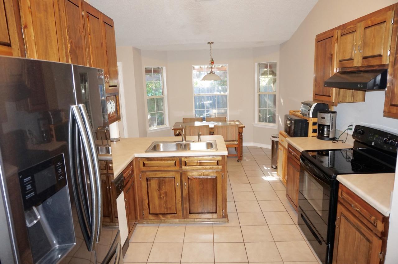 PRO AM ESTATES - Residential