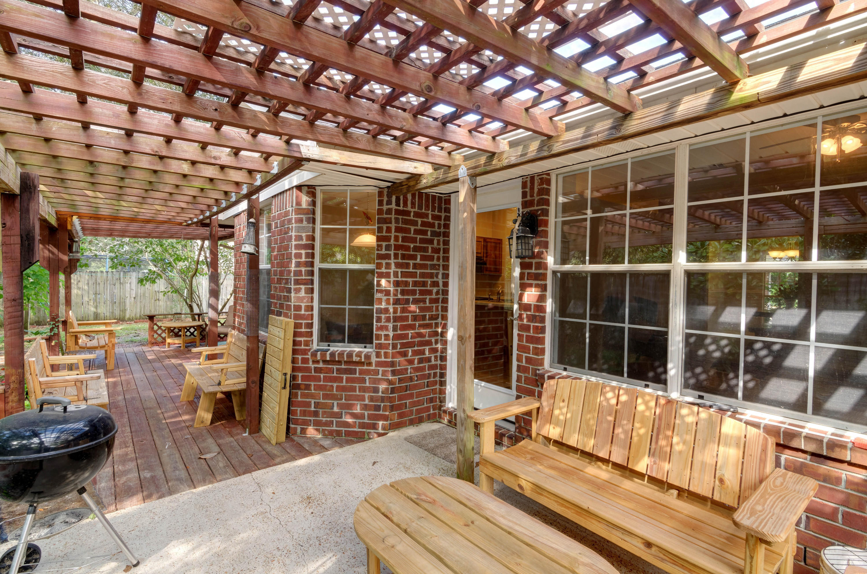 PRO AM ESTATES - Residential