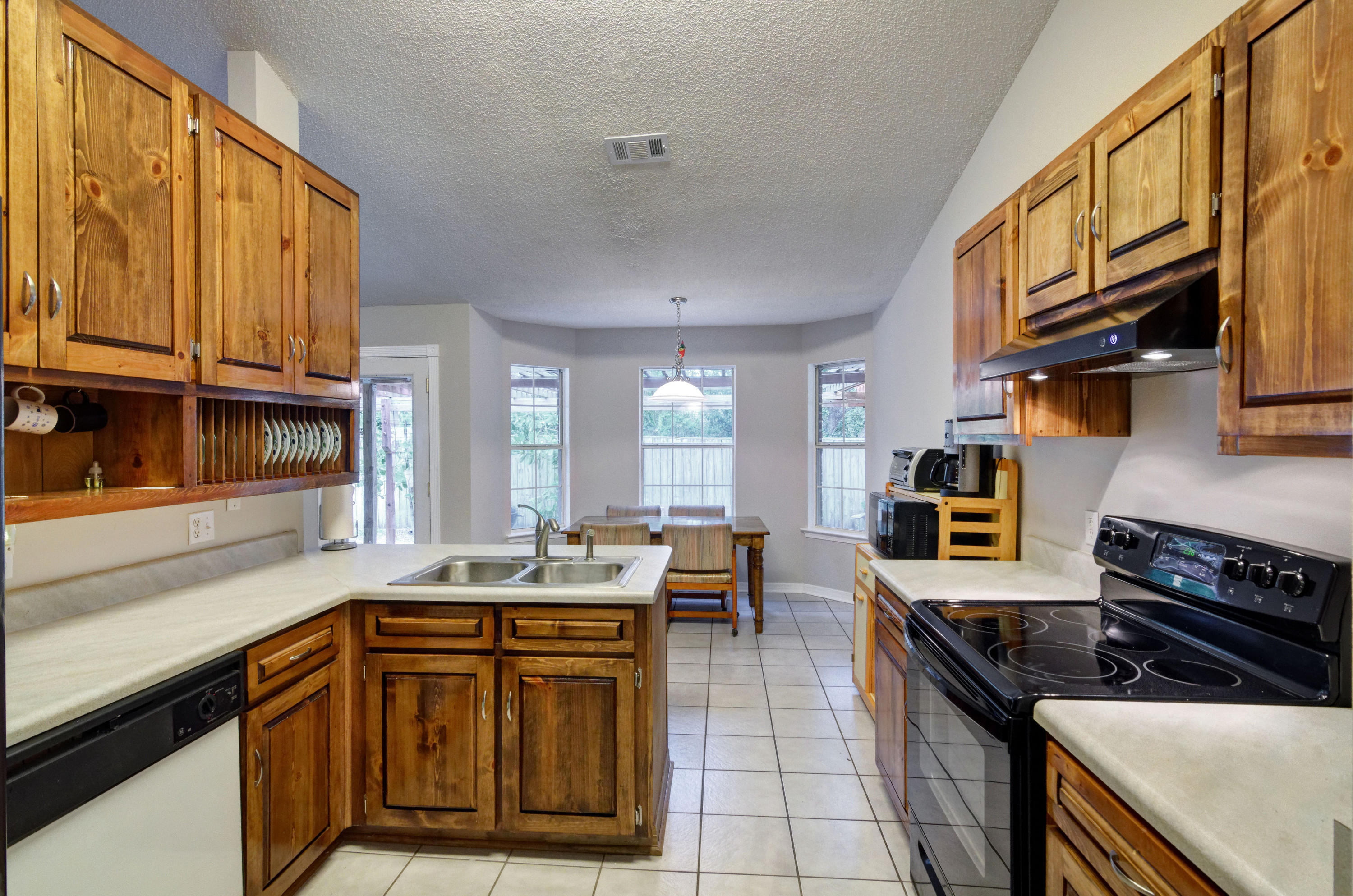 PRO AM ESTATES - Residential