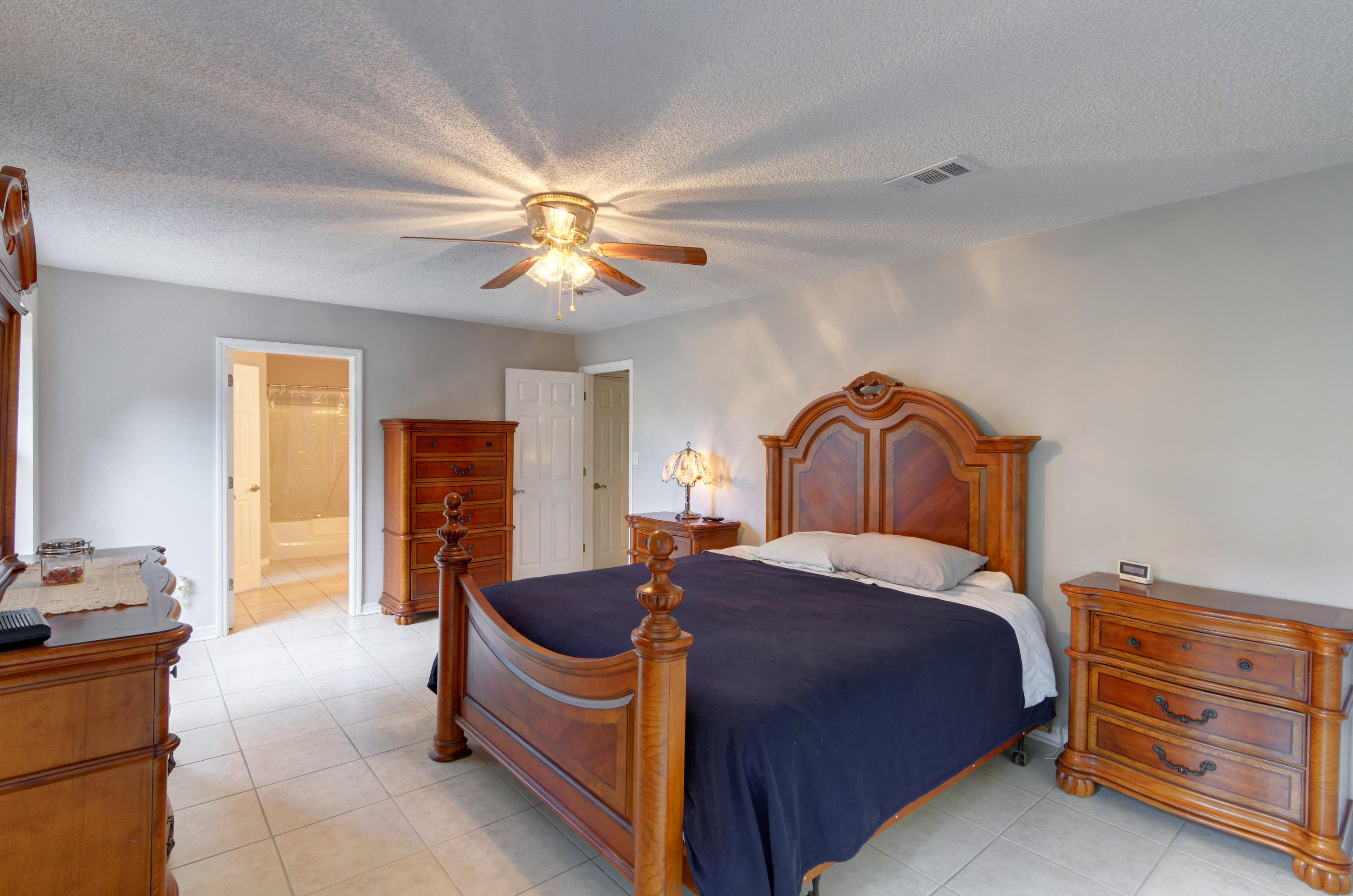 PRO AM ESTATES - Residential