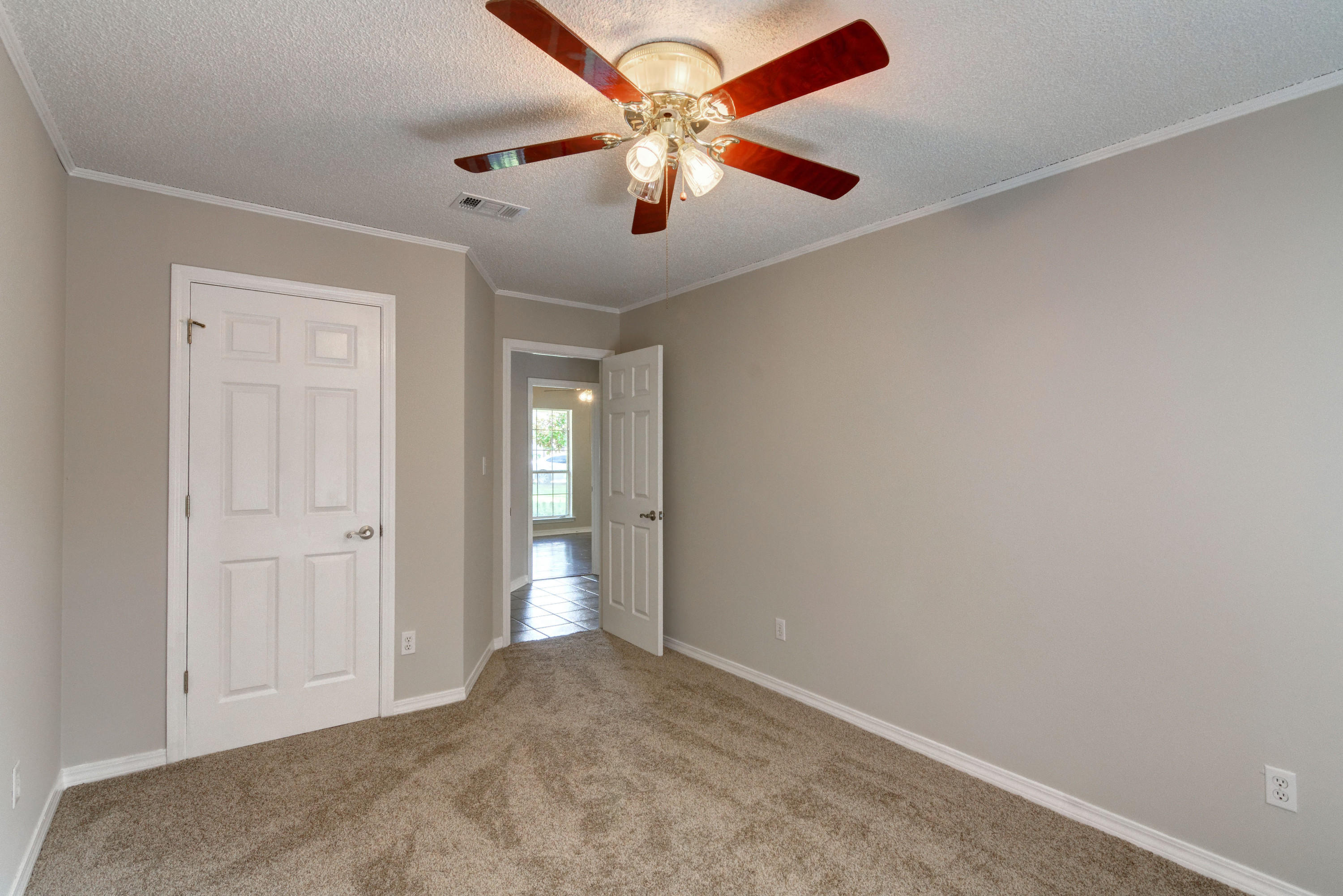 PRO AM ESTATES - Residential