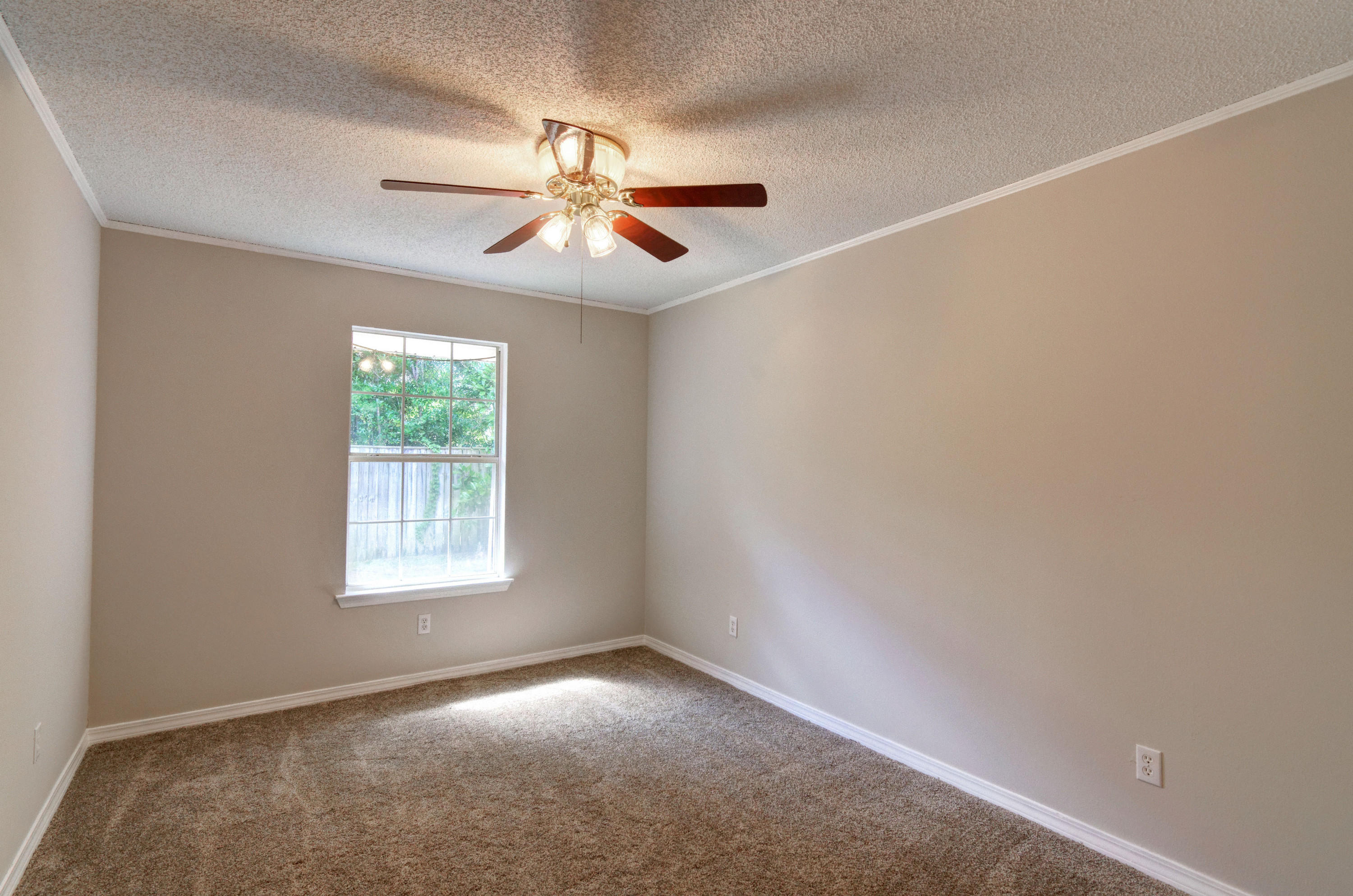 PRO AM ESTATES - Residential