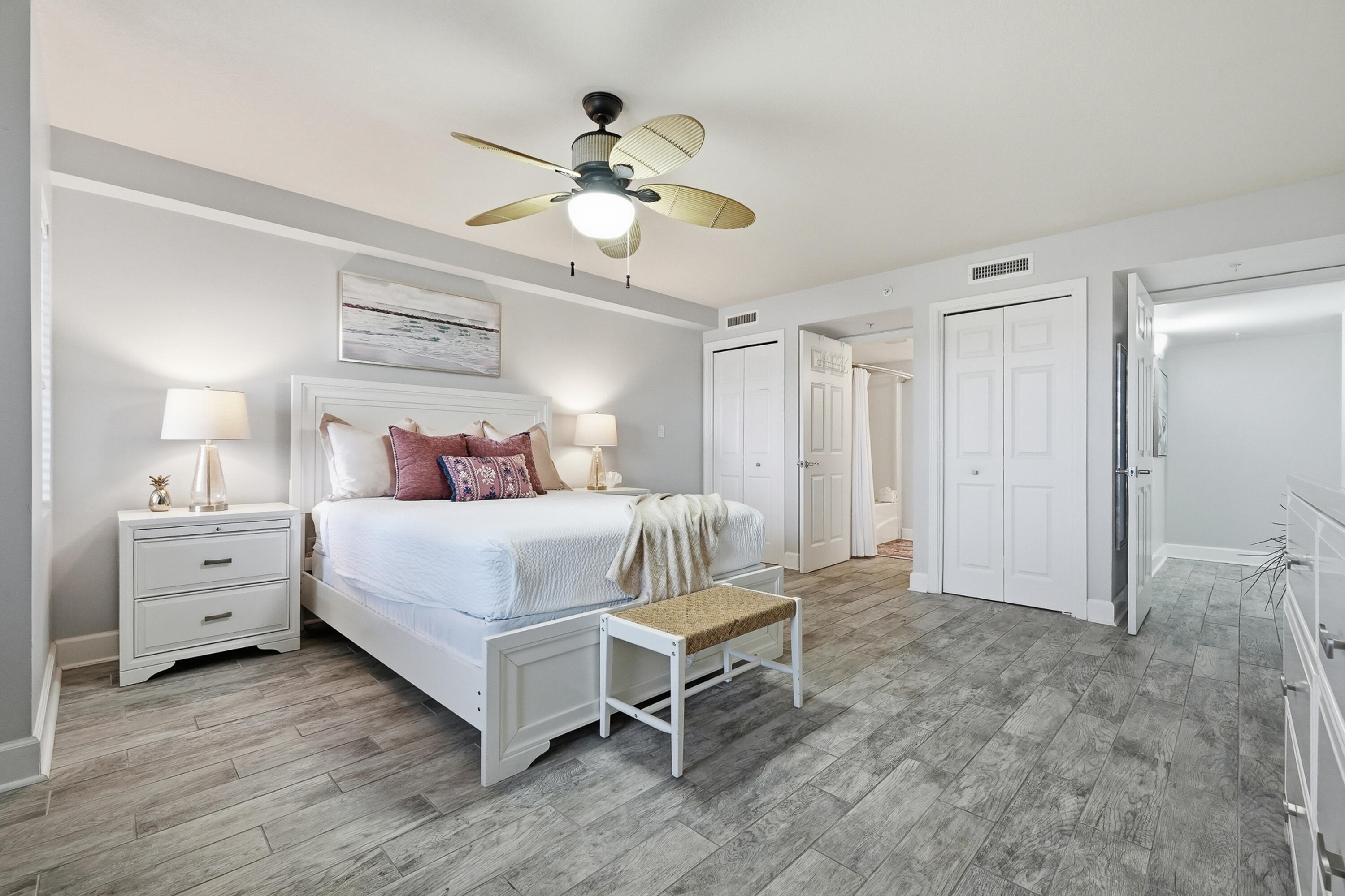 PELICAN ISLE - Residential