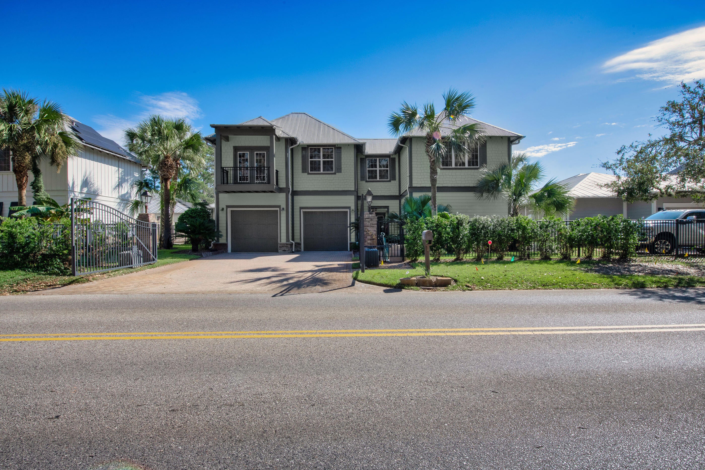 492 W Harborview Road