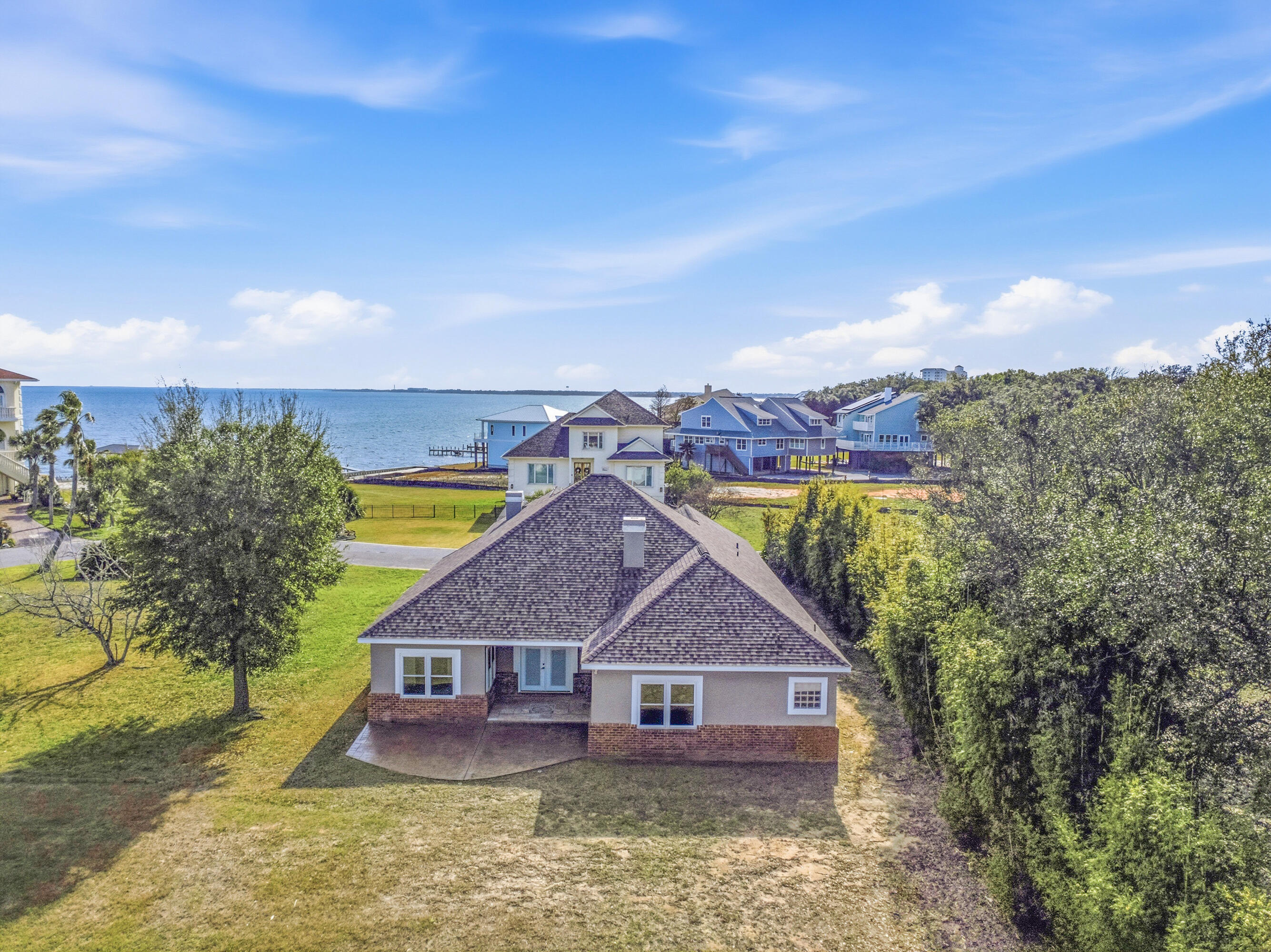 Baywinds - Residential