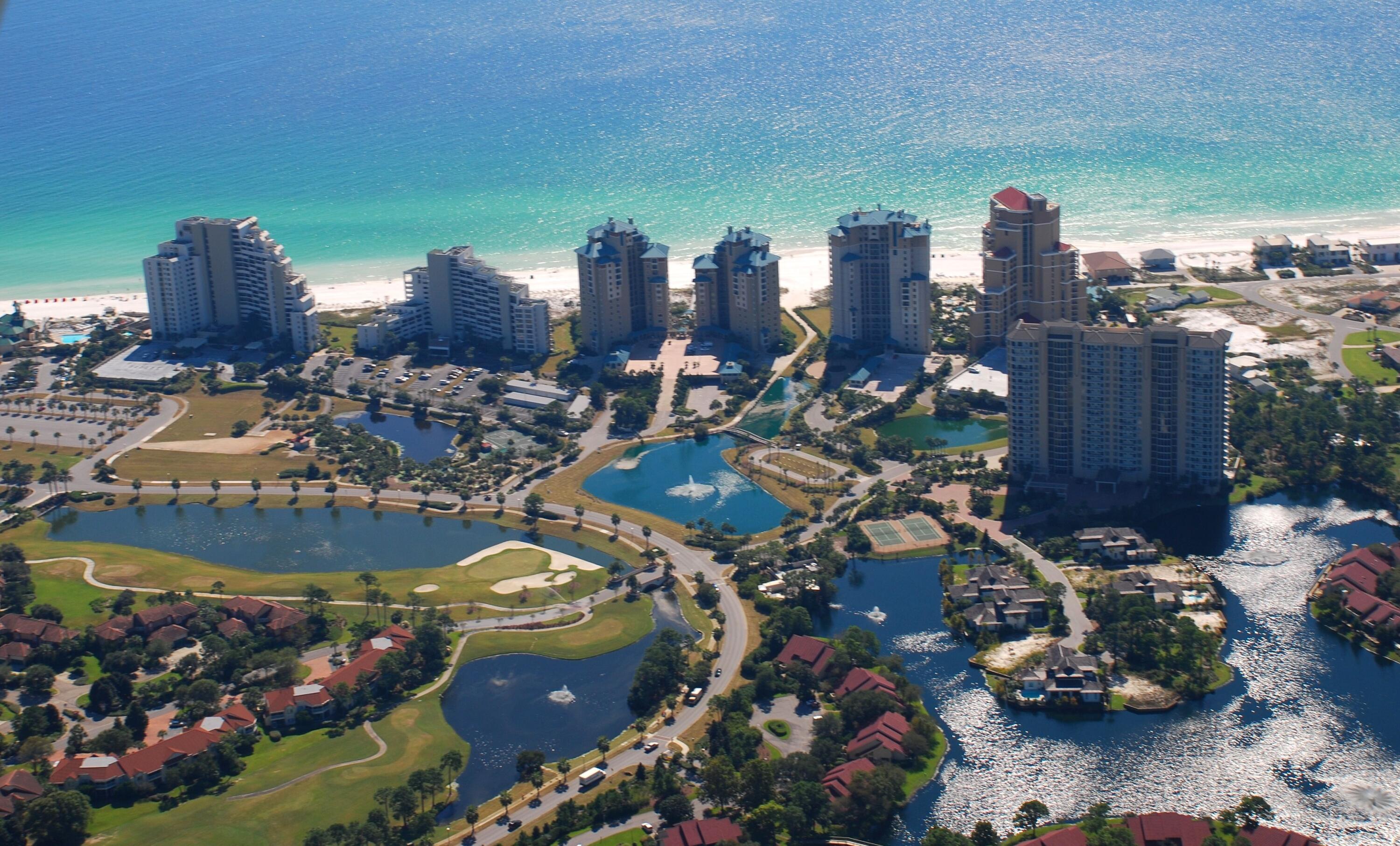 SANDESTIN ESTATES - Residential