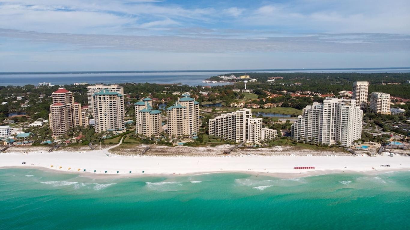 SANDESTIN ESTATES - Residential