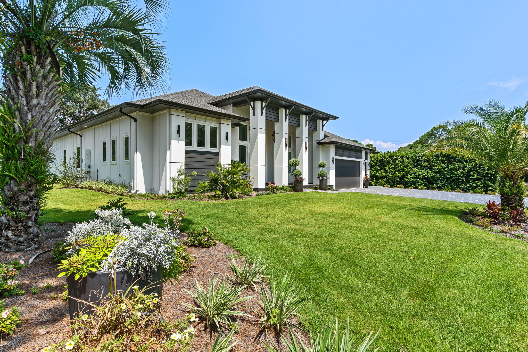 SANDESTIN ESTATES - Residential