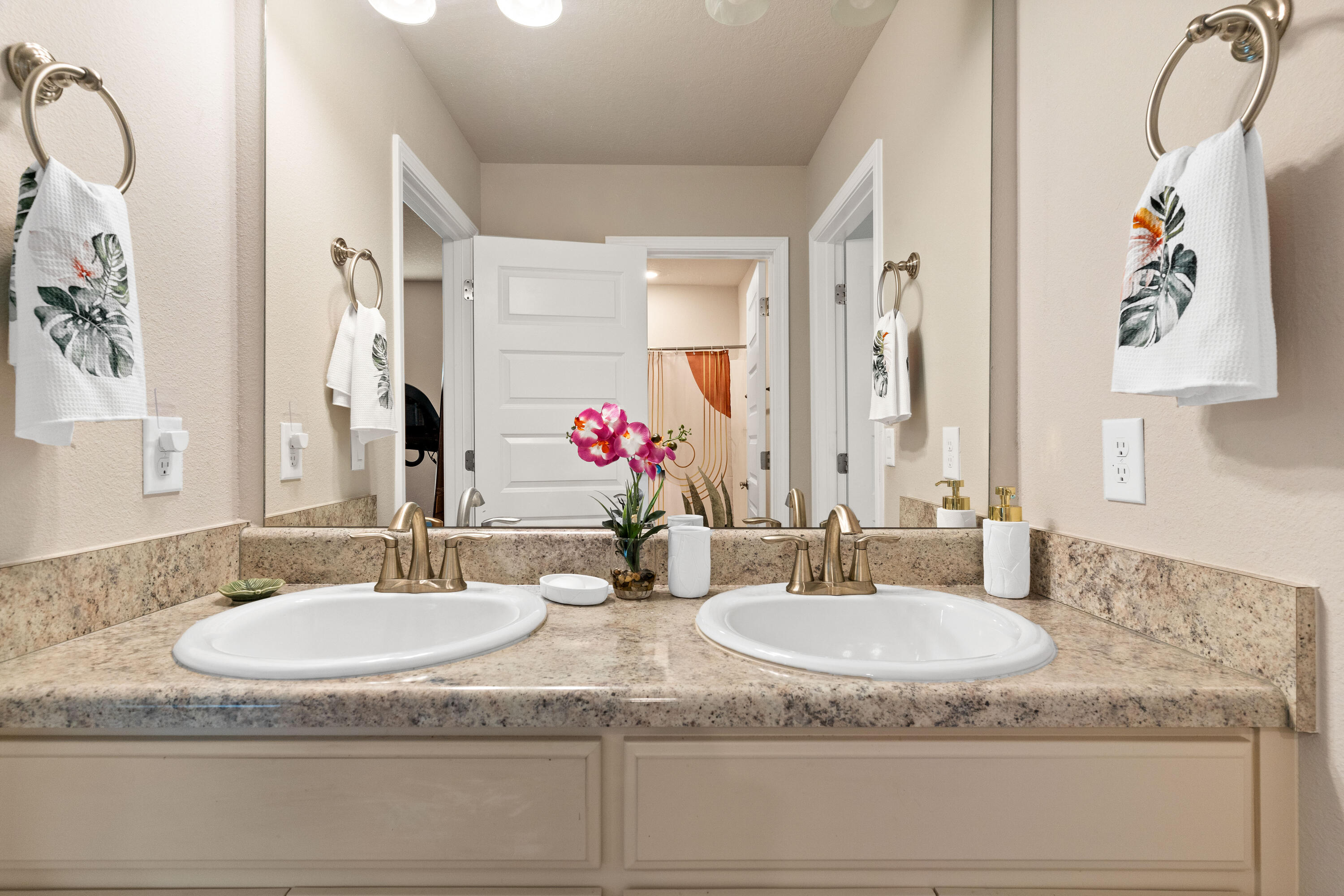 RIDGEWAY LANDING PHASE 1 - Residential