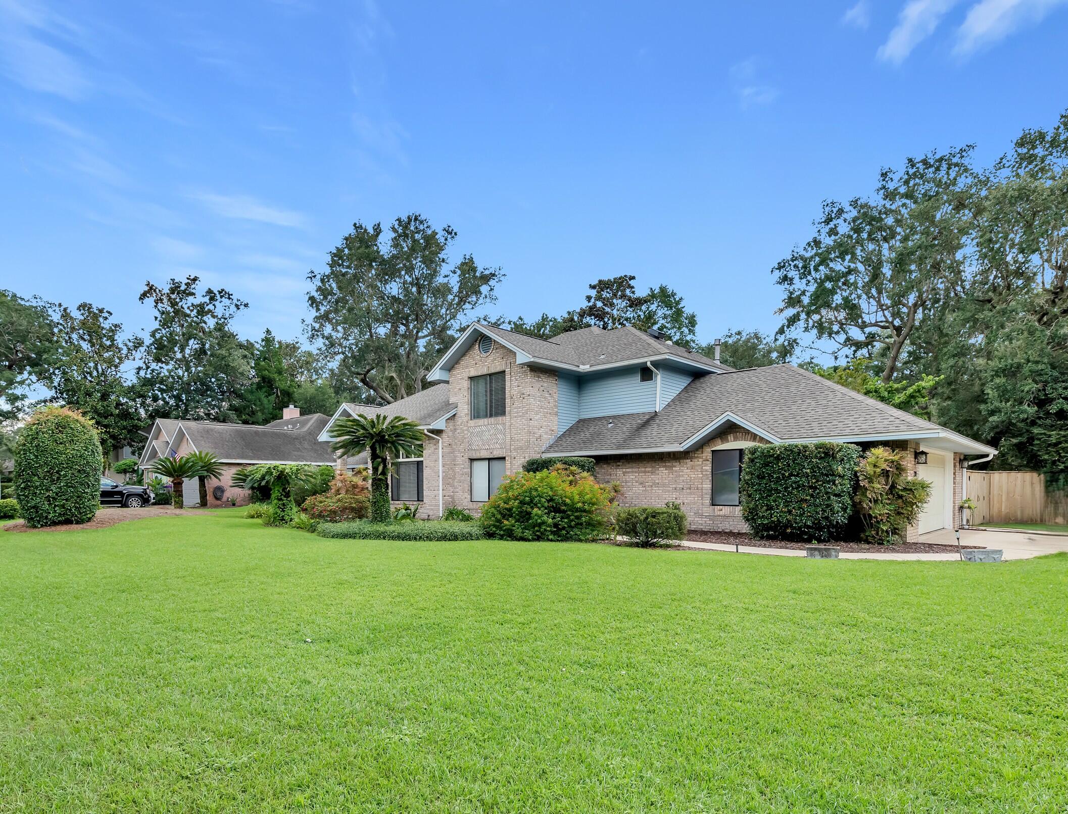 231 Windward Cove