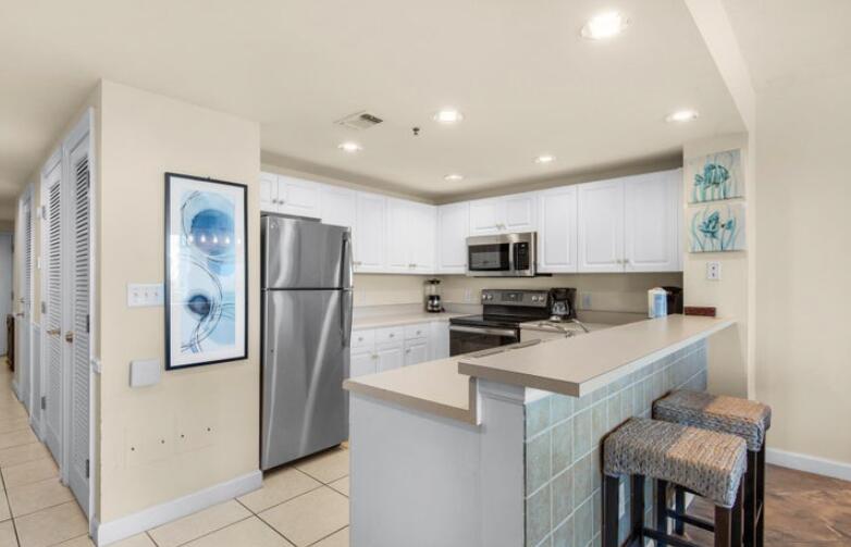 STERLING SHORES - Residential