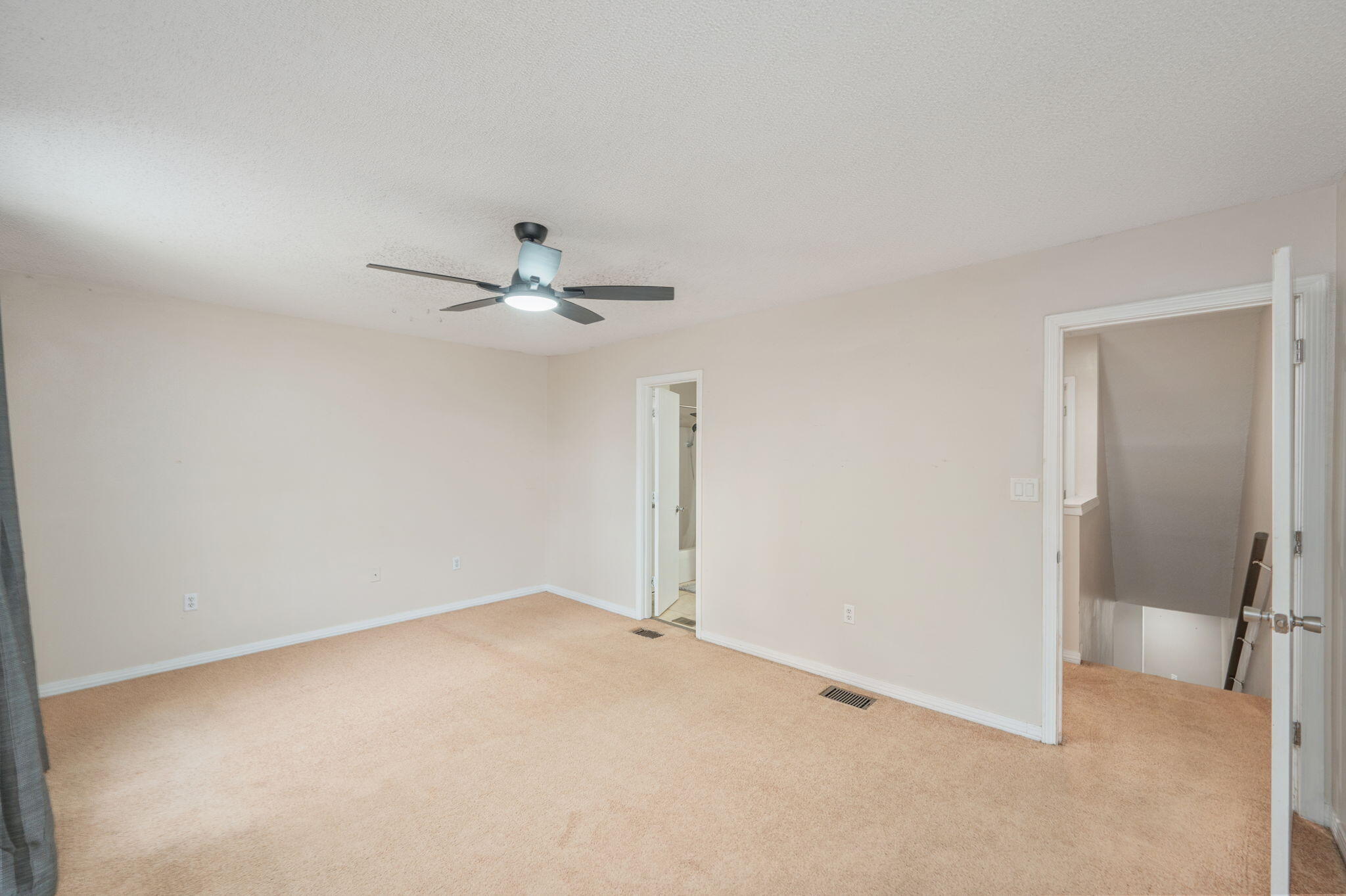 DOYCE DRIVE T/H - Residential