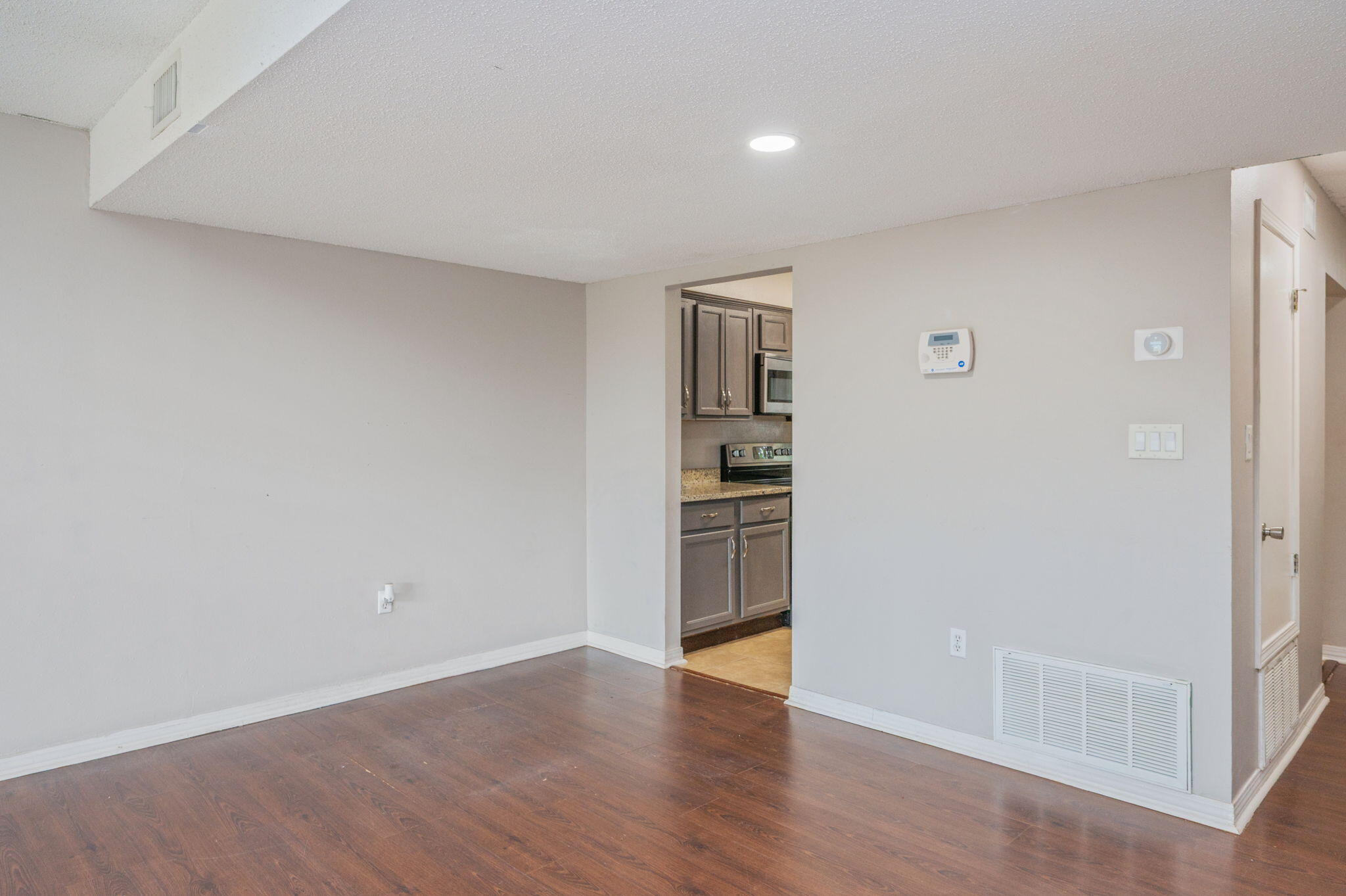 DOYCE DRIVE T/H - Residential