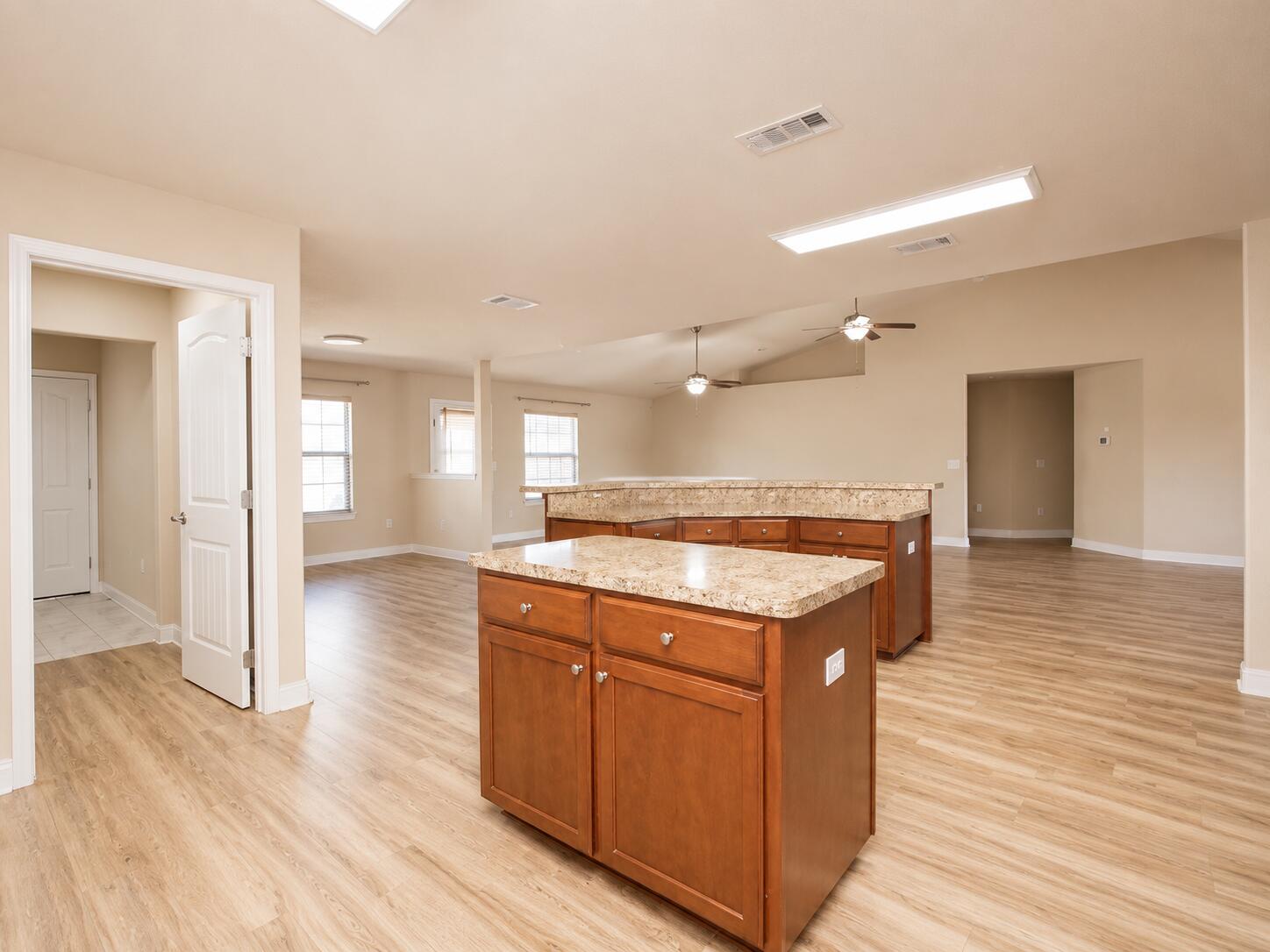 SILVER CREEK ESTATES - Residential