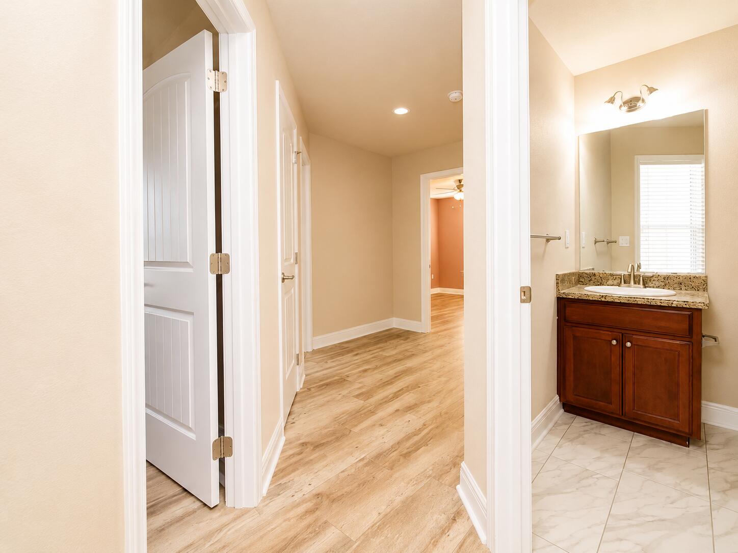 SILVER CREEK ESTATES - Residential