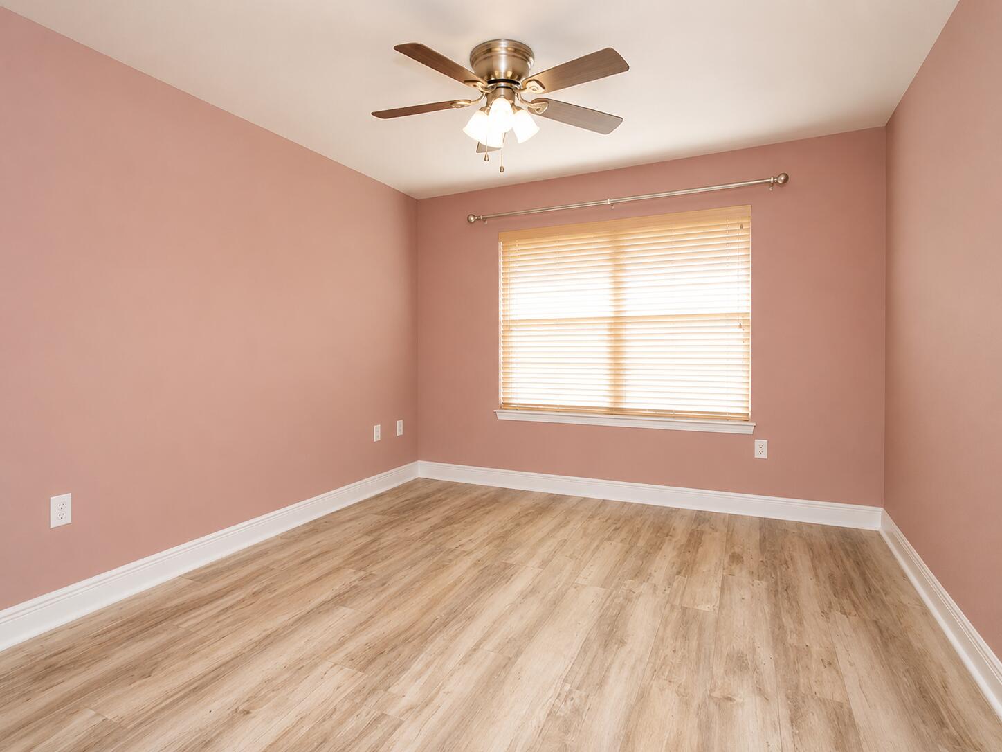 SILVER CREEK ESTATES - Residential