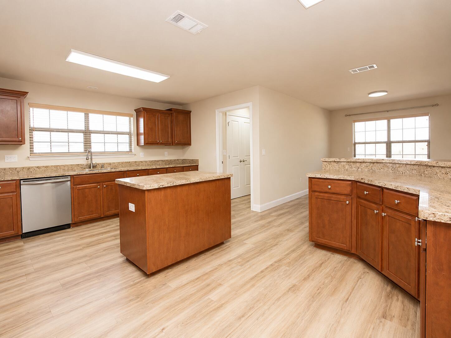 SILVER CREEK ESTATES - Residential