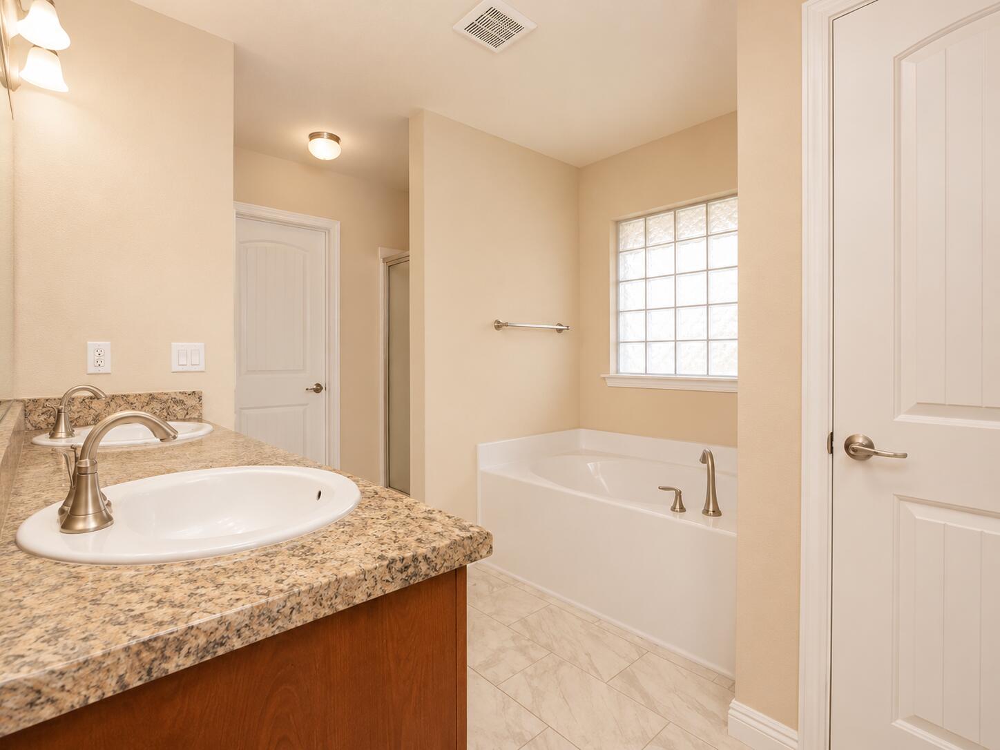 SILVER CREEK ESTATES - Residential