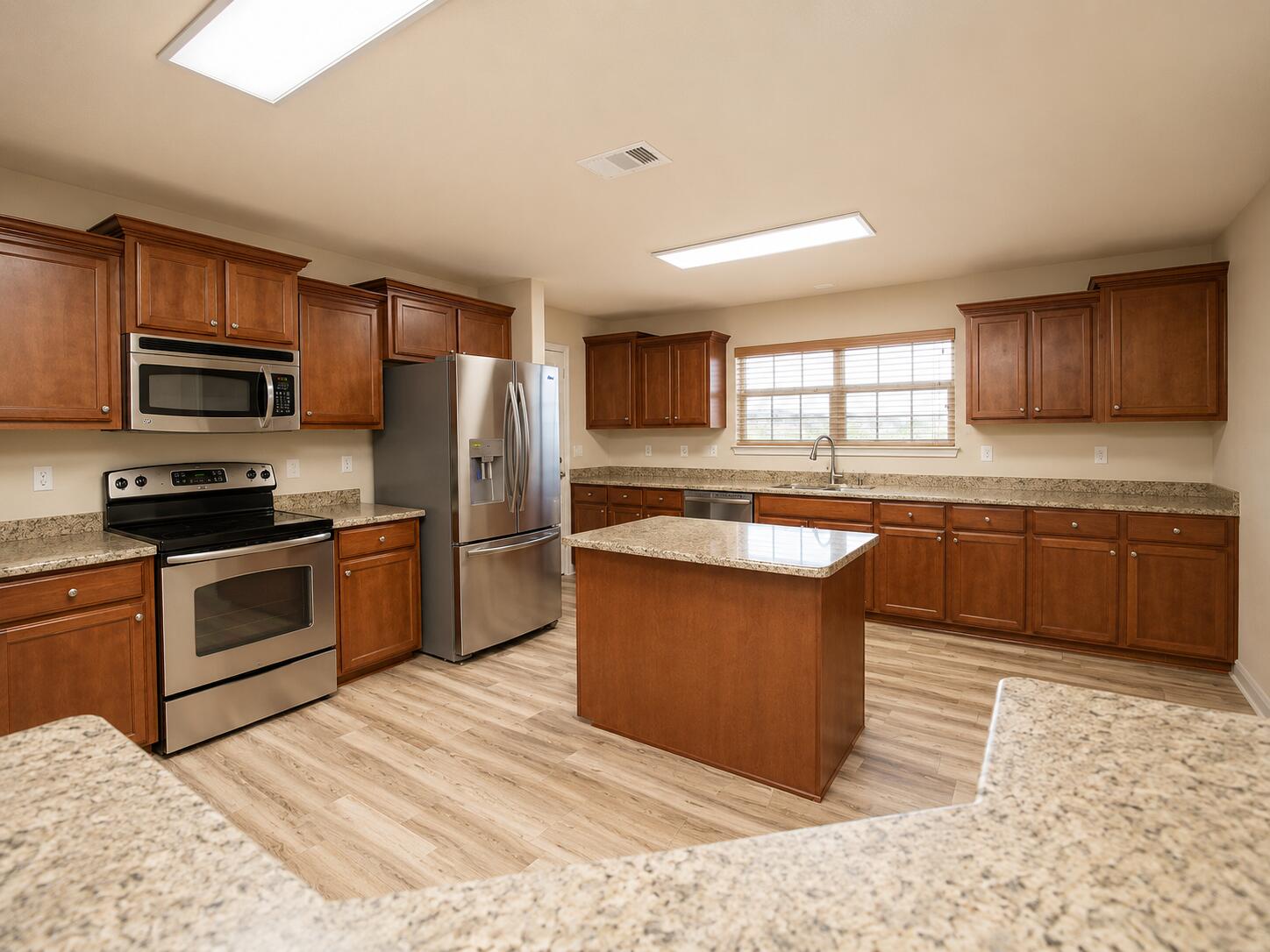 SILVER CREEK ESTATES - Residential
