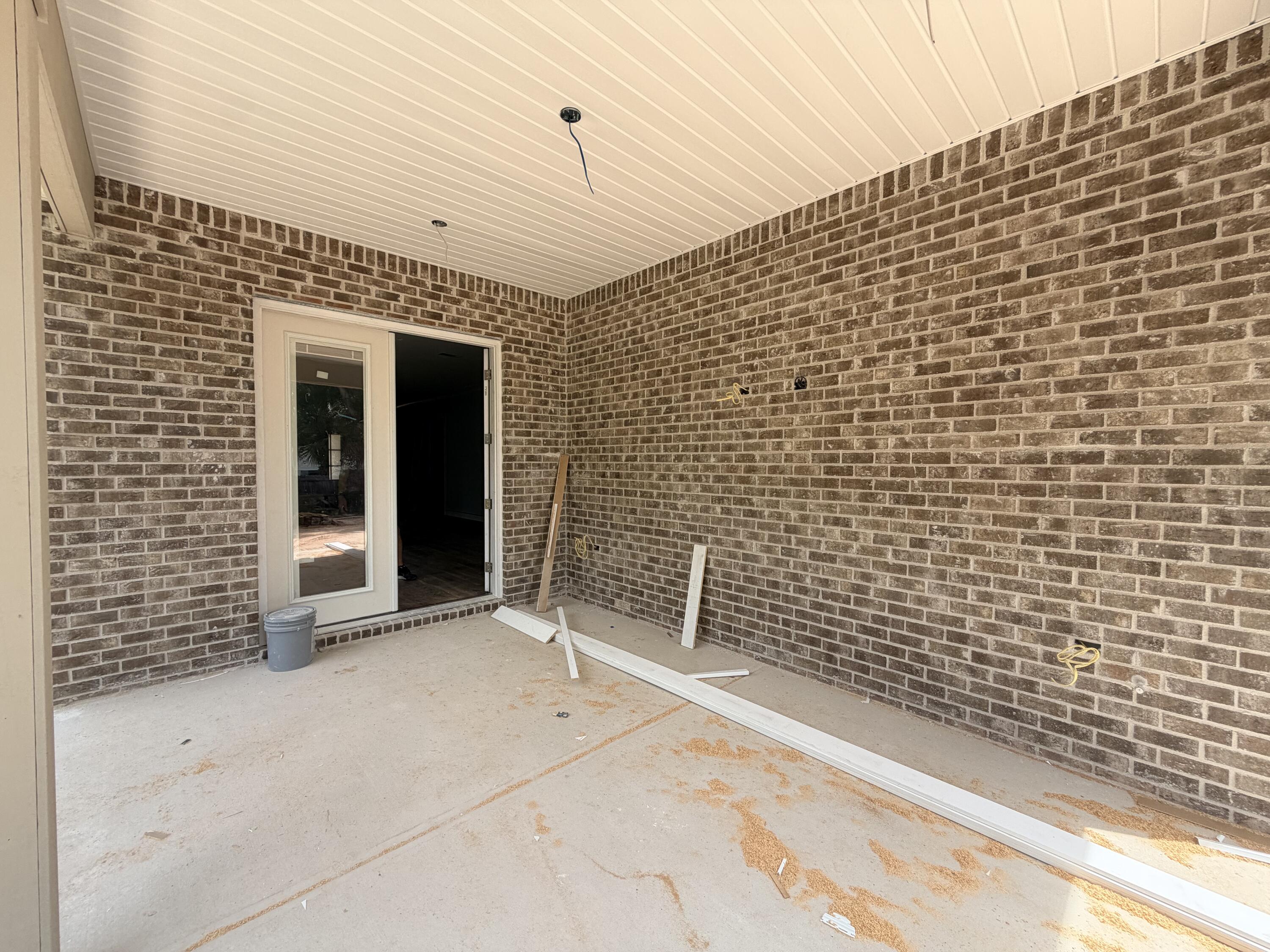 LONGWOOD - Residential