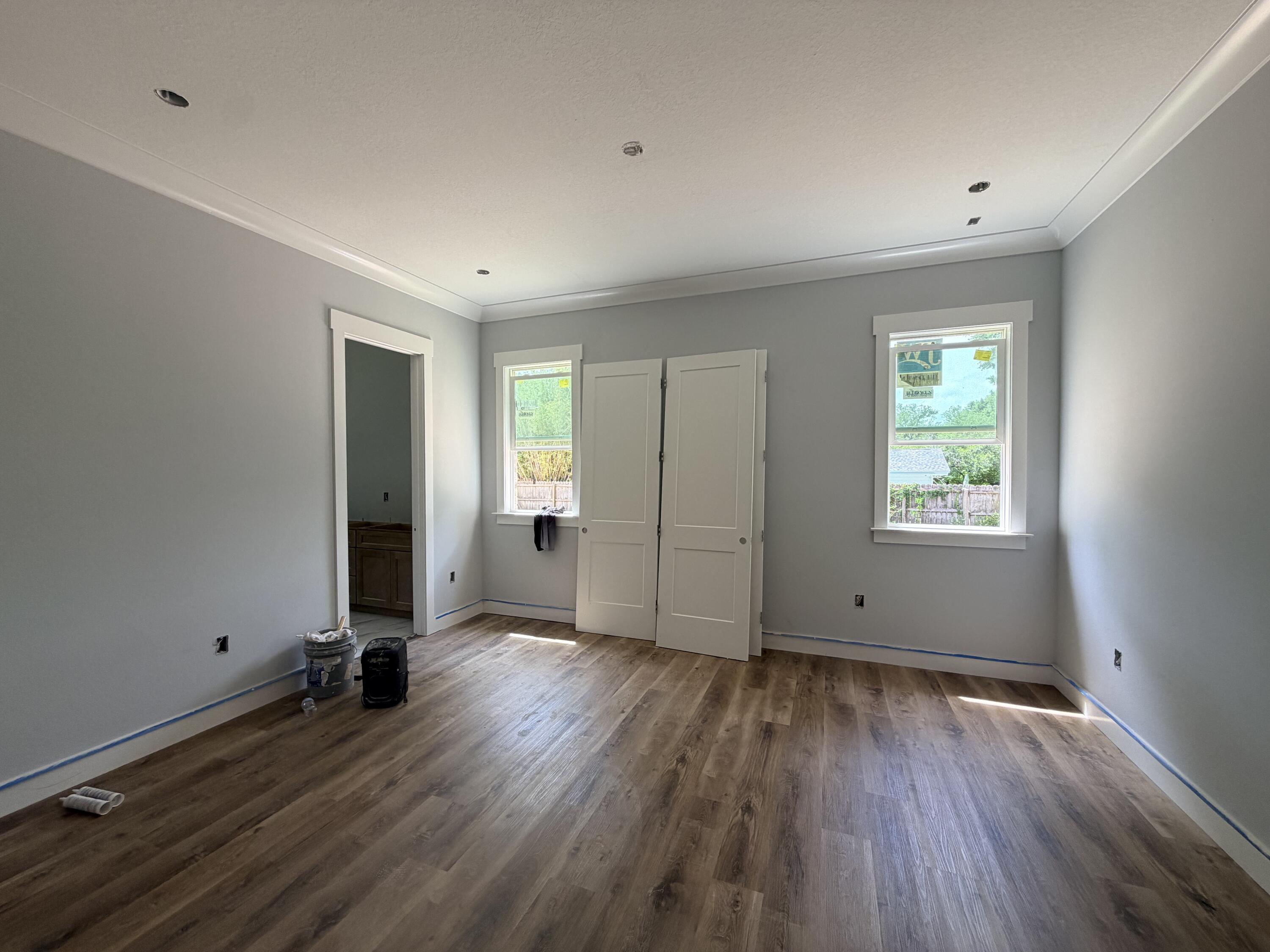 LONGWOOD - Residential