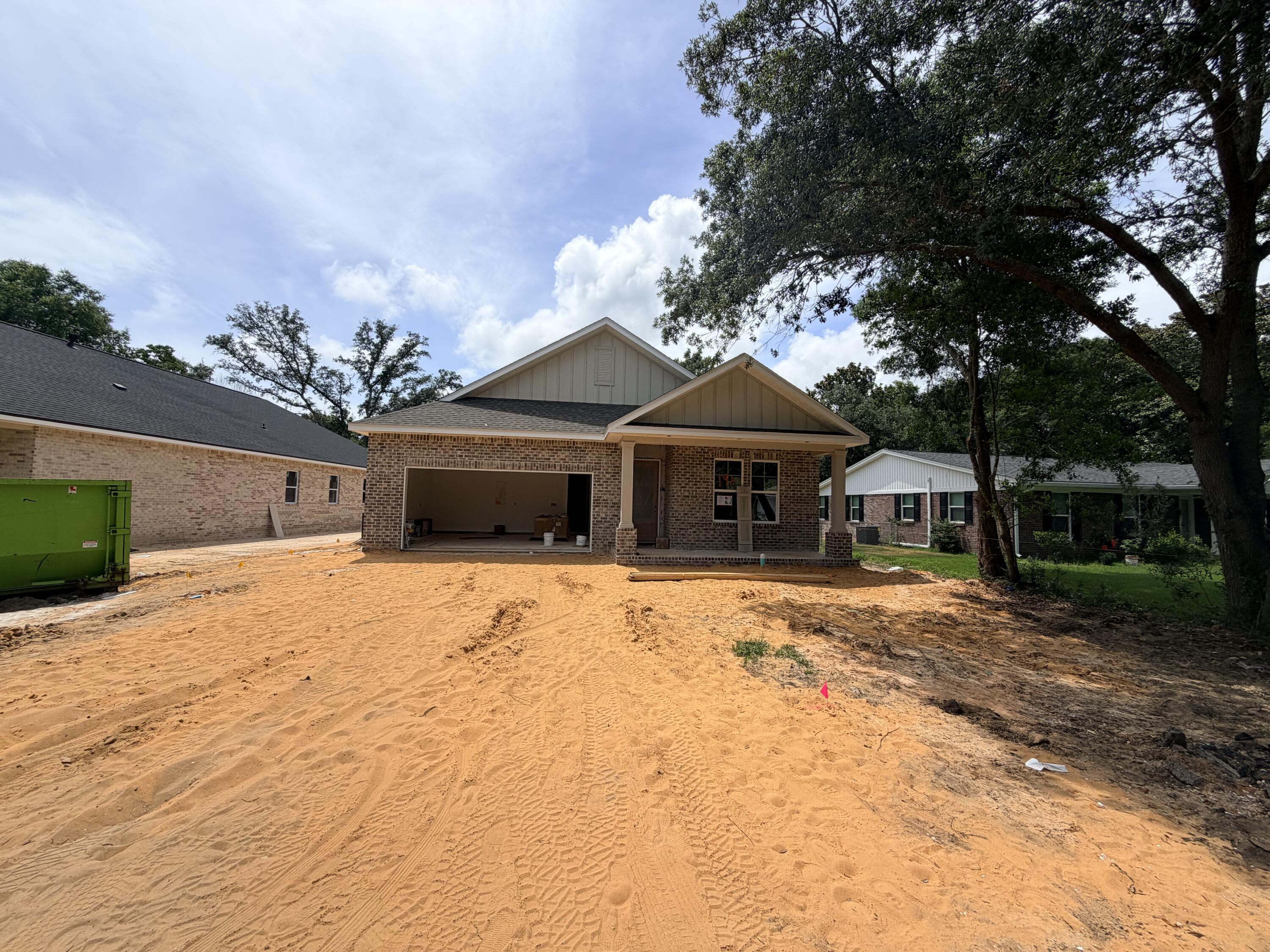 LONGWOOD - Residential