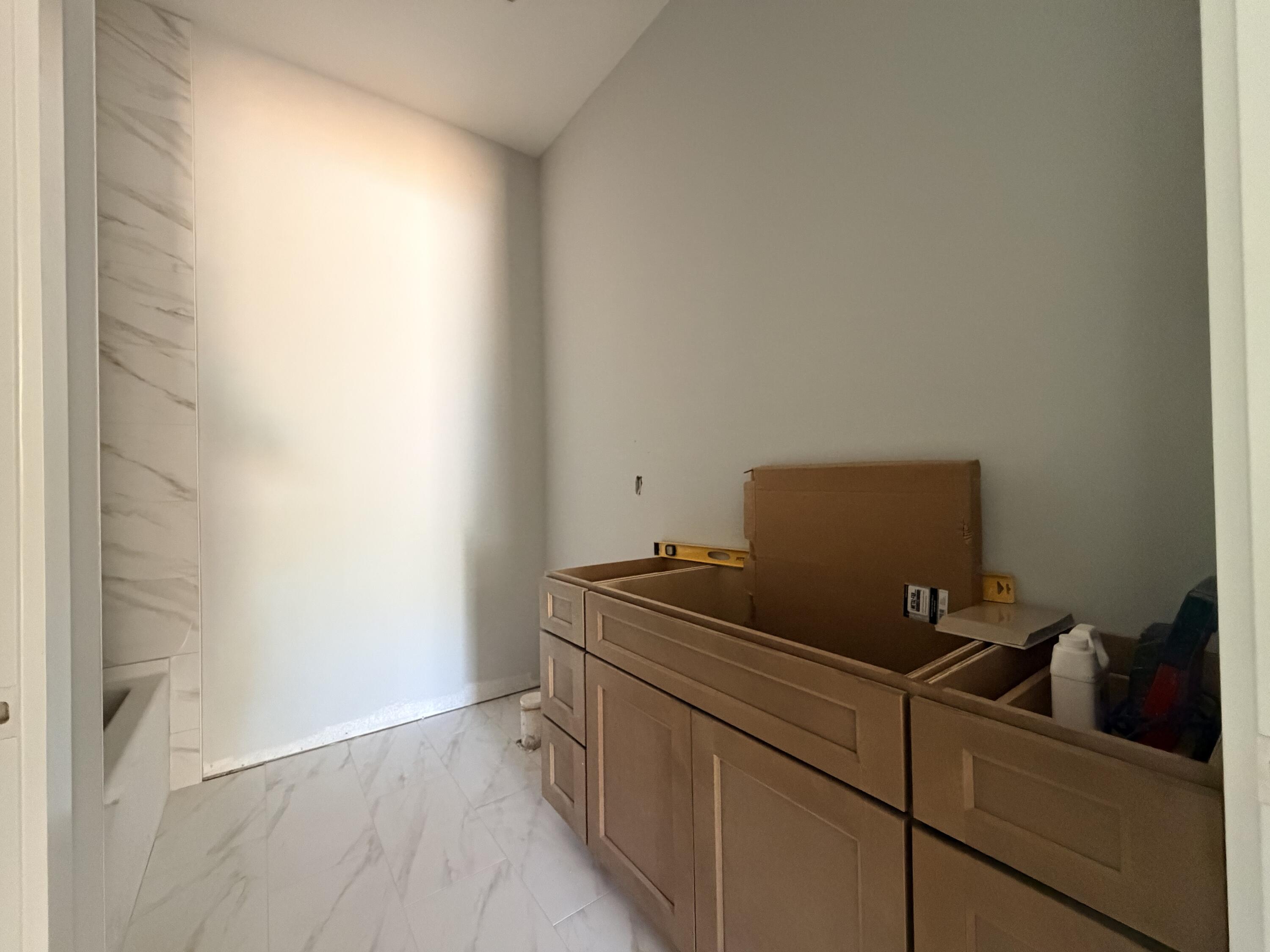 LONGWOOD - Residential