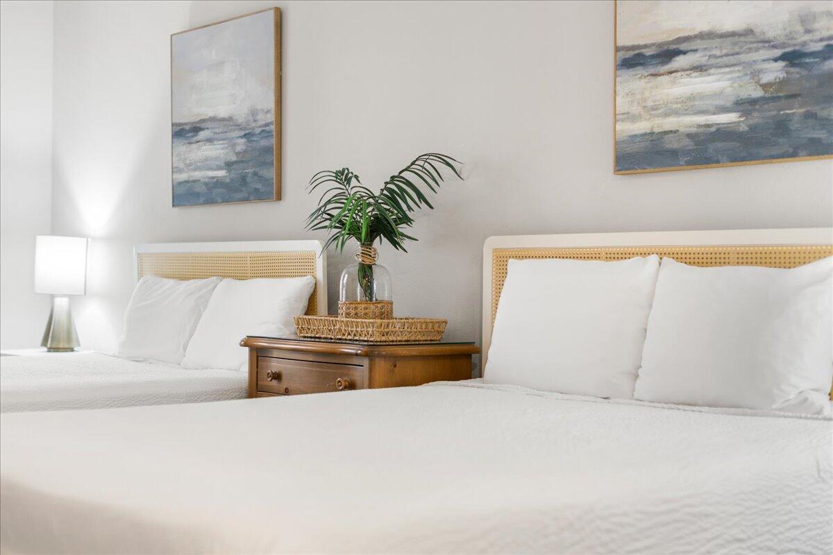 PILOT HOUSE - Residential