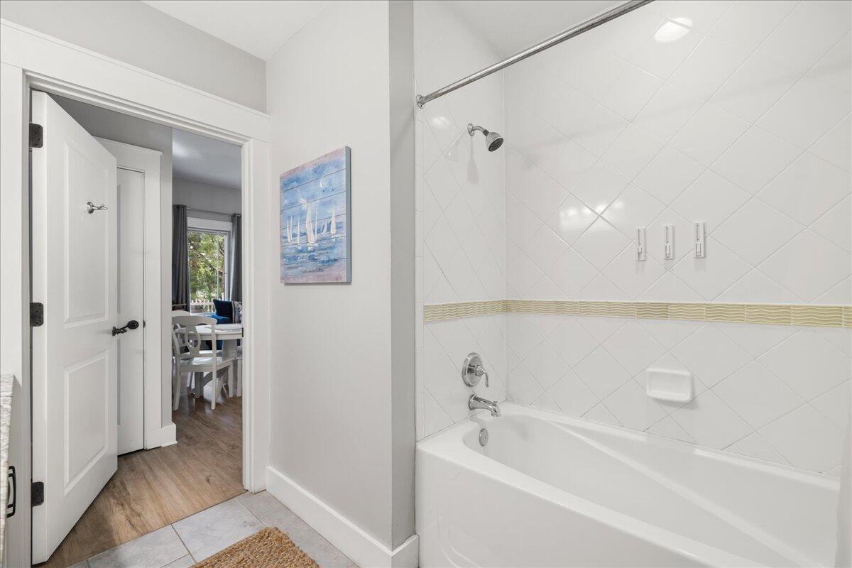 PILOT HOUSE - Residential