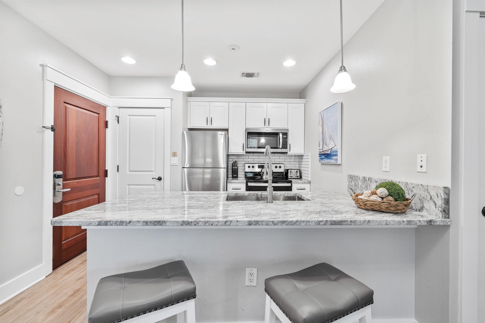 PILOT HOUSE - Residential