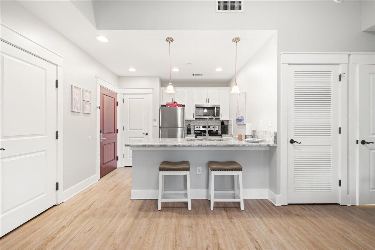 PILOT HOUSE - Residential