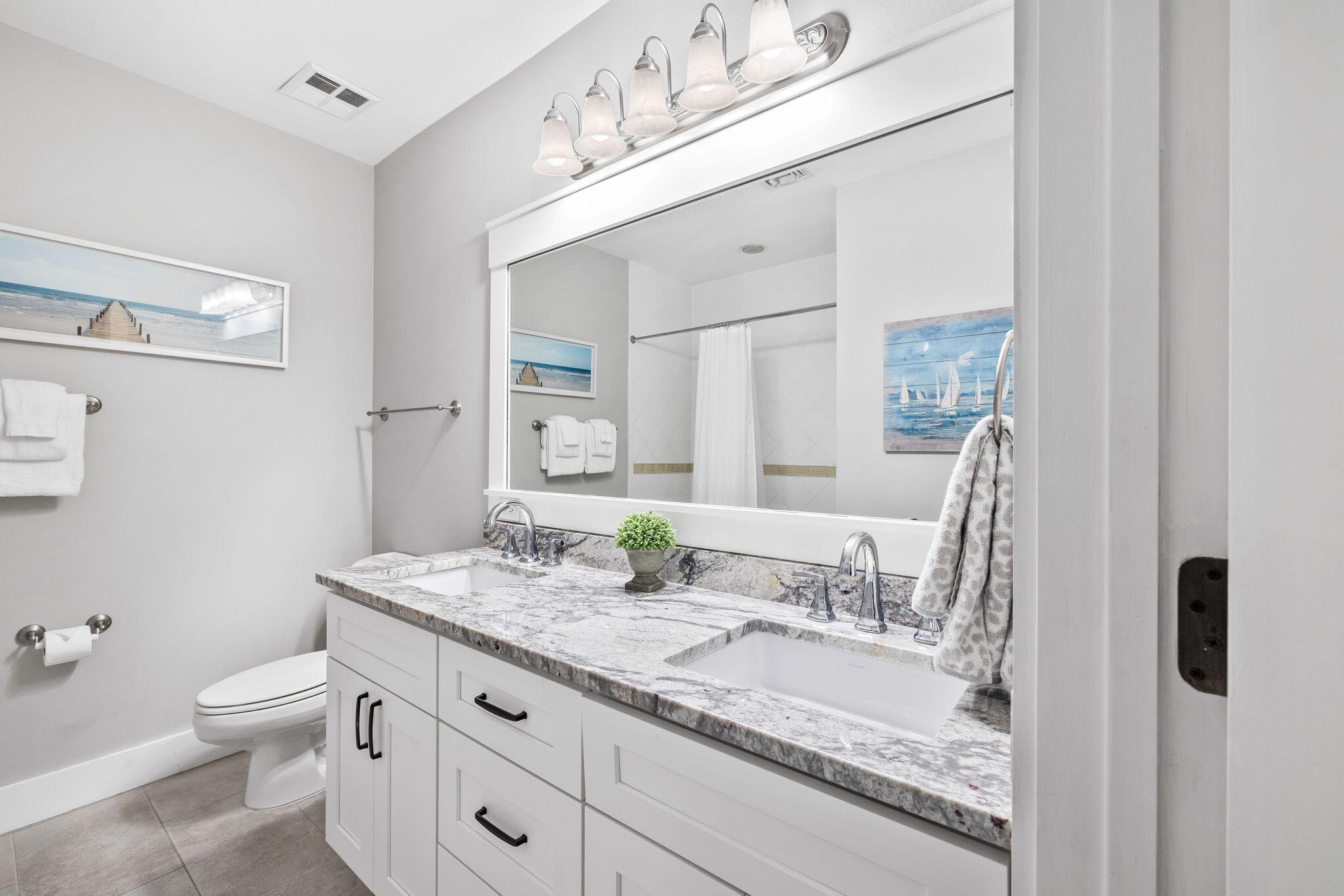 PILOT HOUSE - Residential