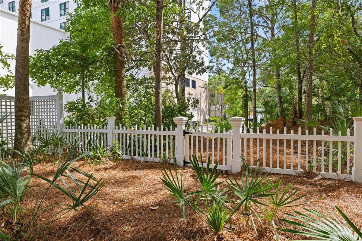 PILOT HOUSE - Residential