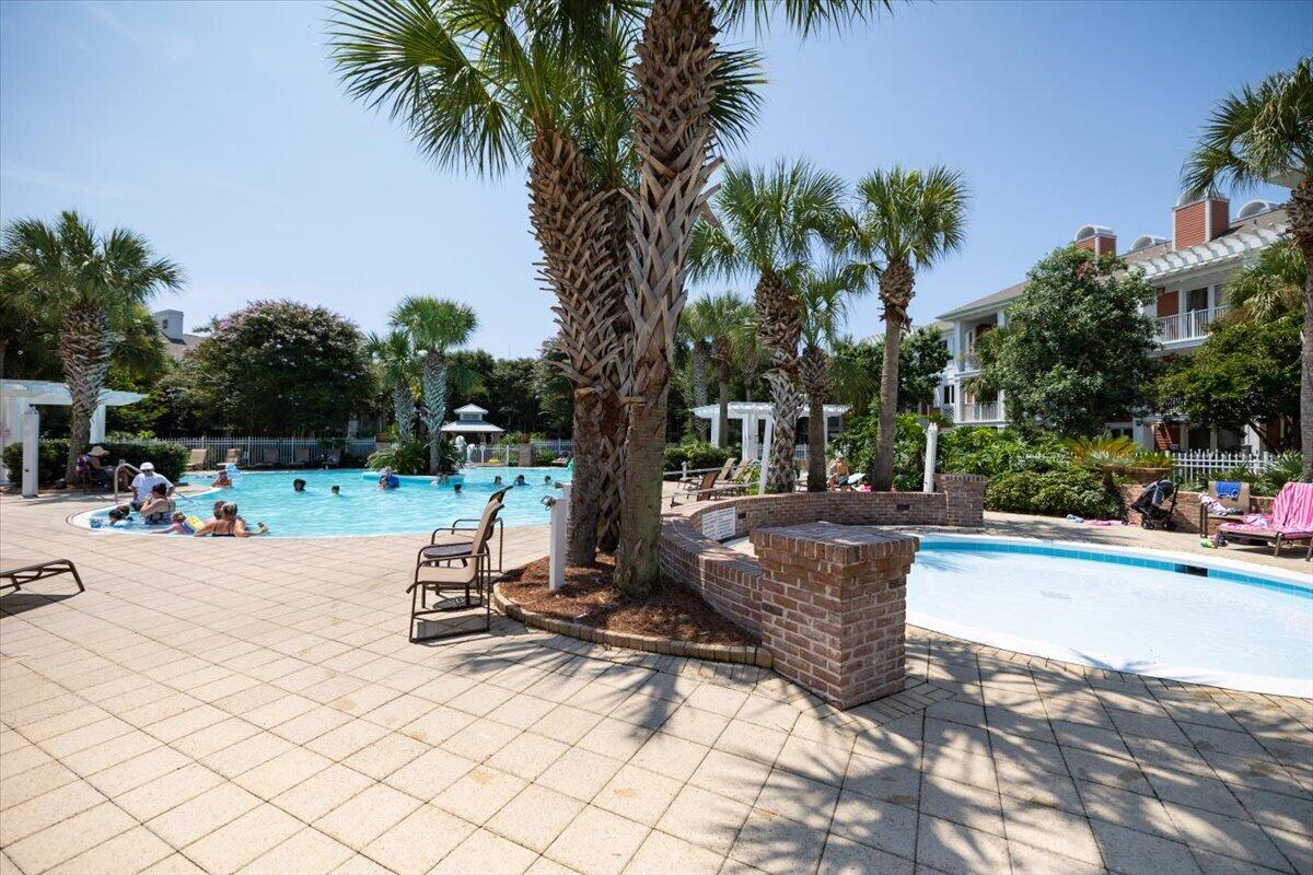 PILOT HOUSE - Residential