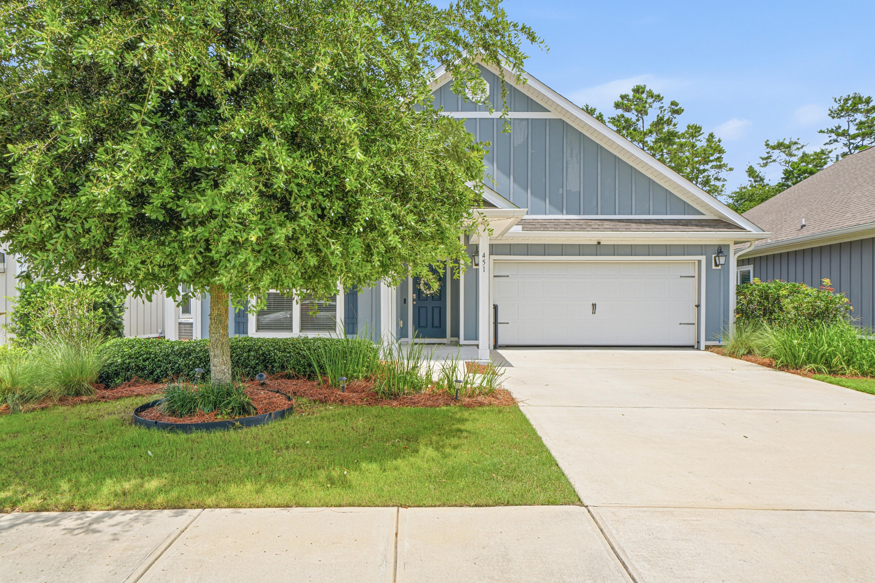 451 Lightning Bug Lane