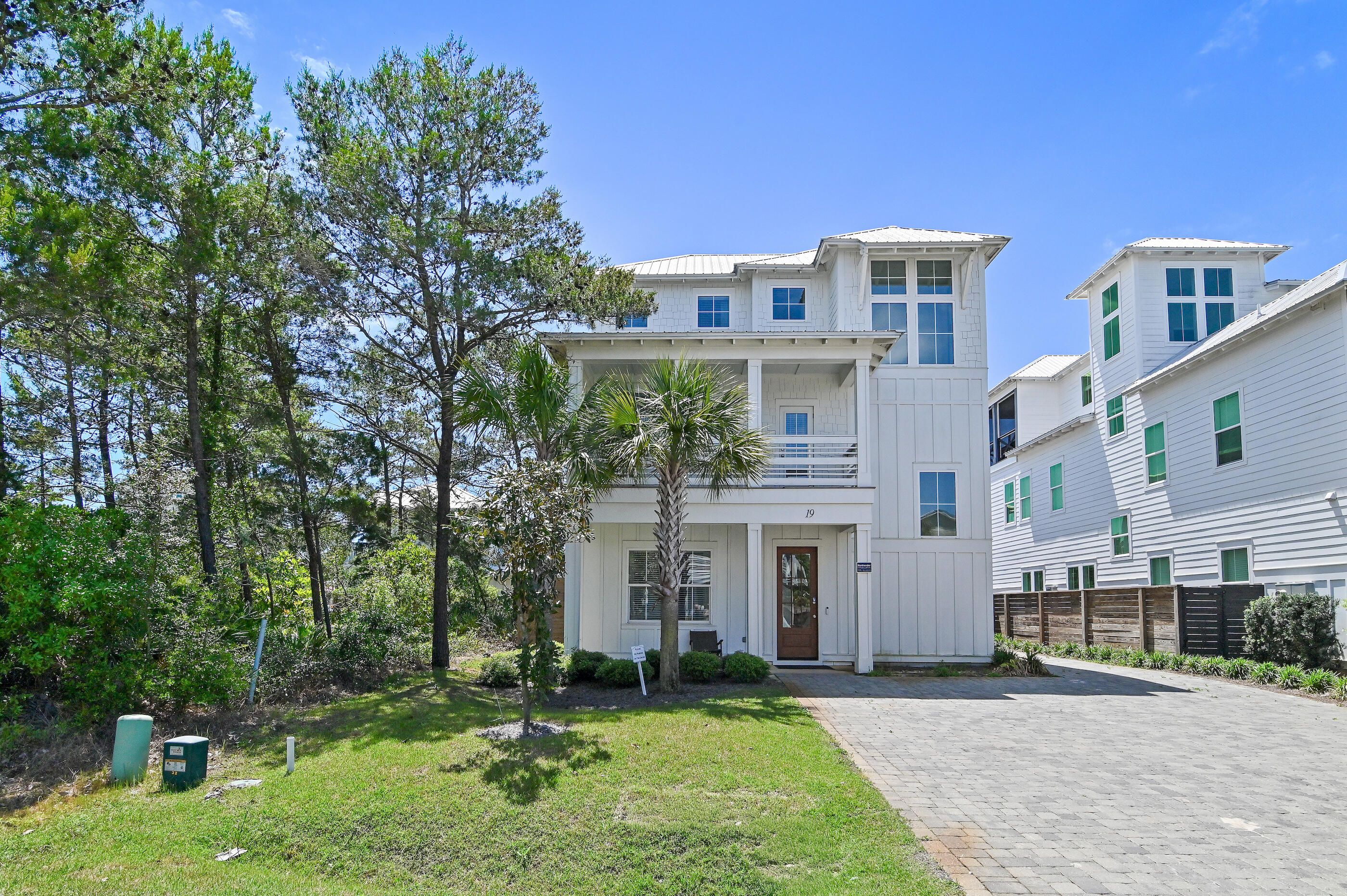 FRANGISTA BEACH 2ND ADDN - Residential