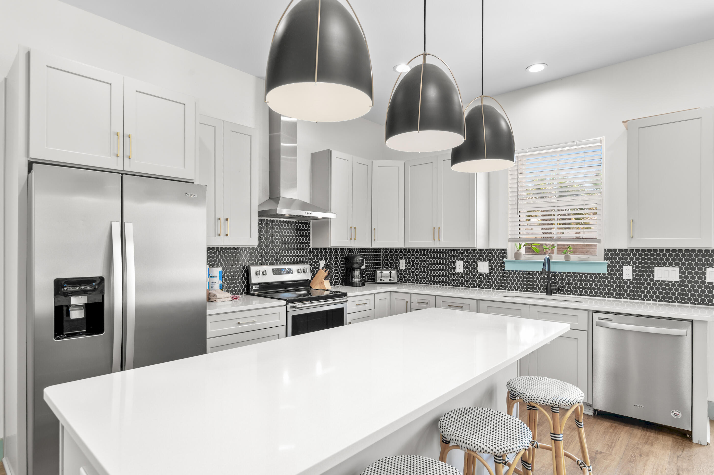 FRANGISTA BEACH 2ND ADDN - Residential