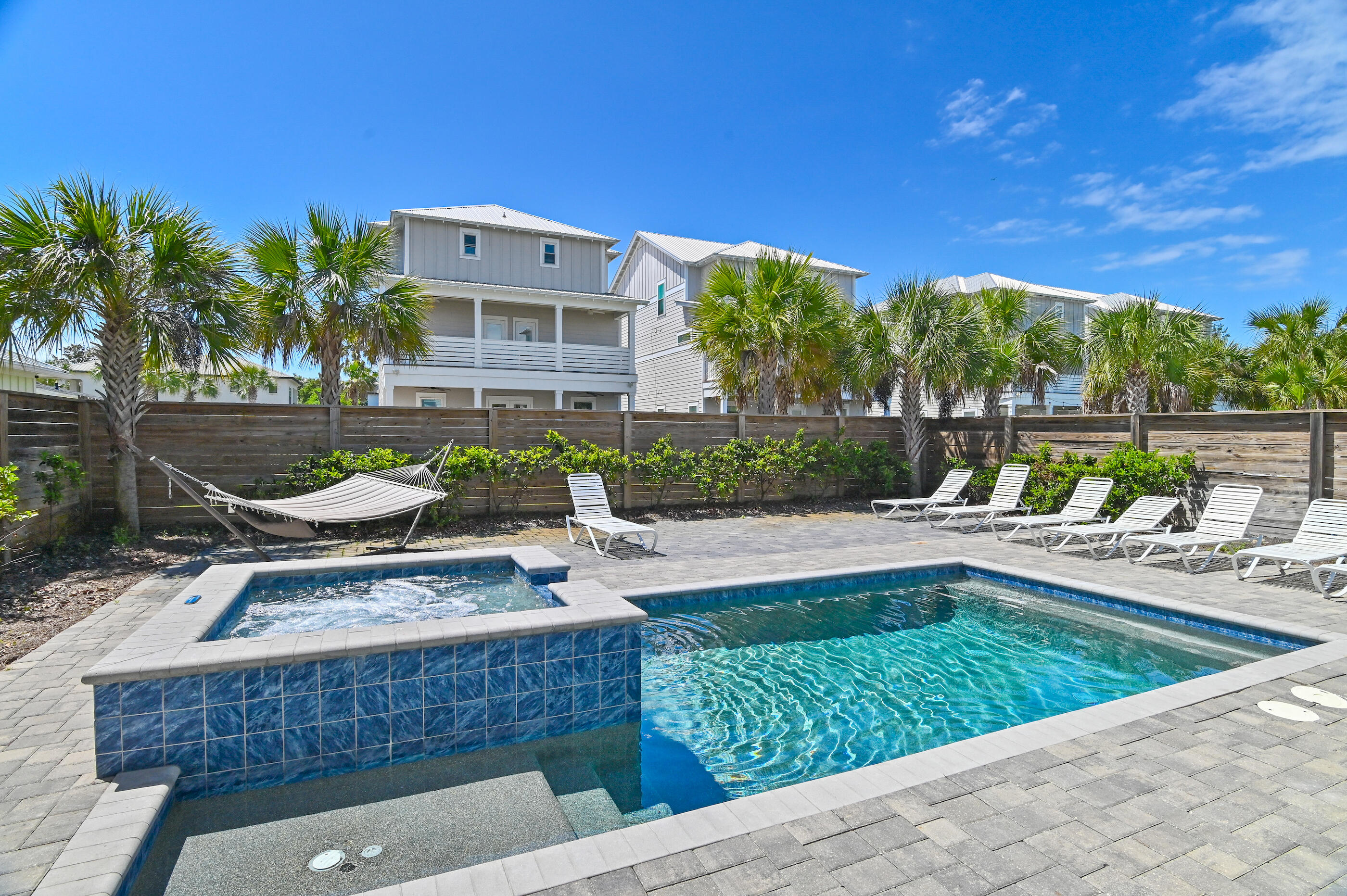 FRANGISTA BEACH 2ND ADDN - Residential