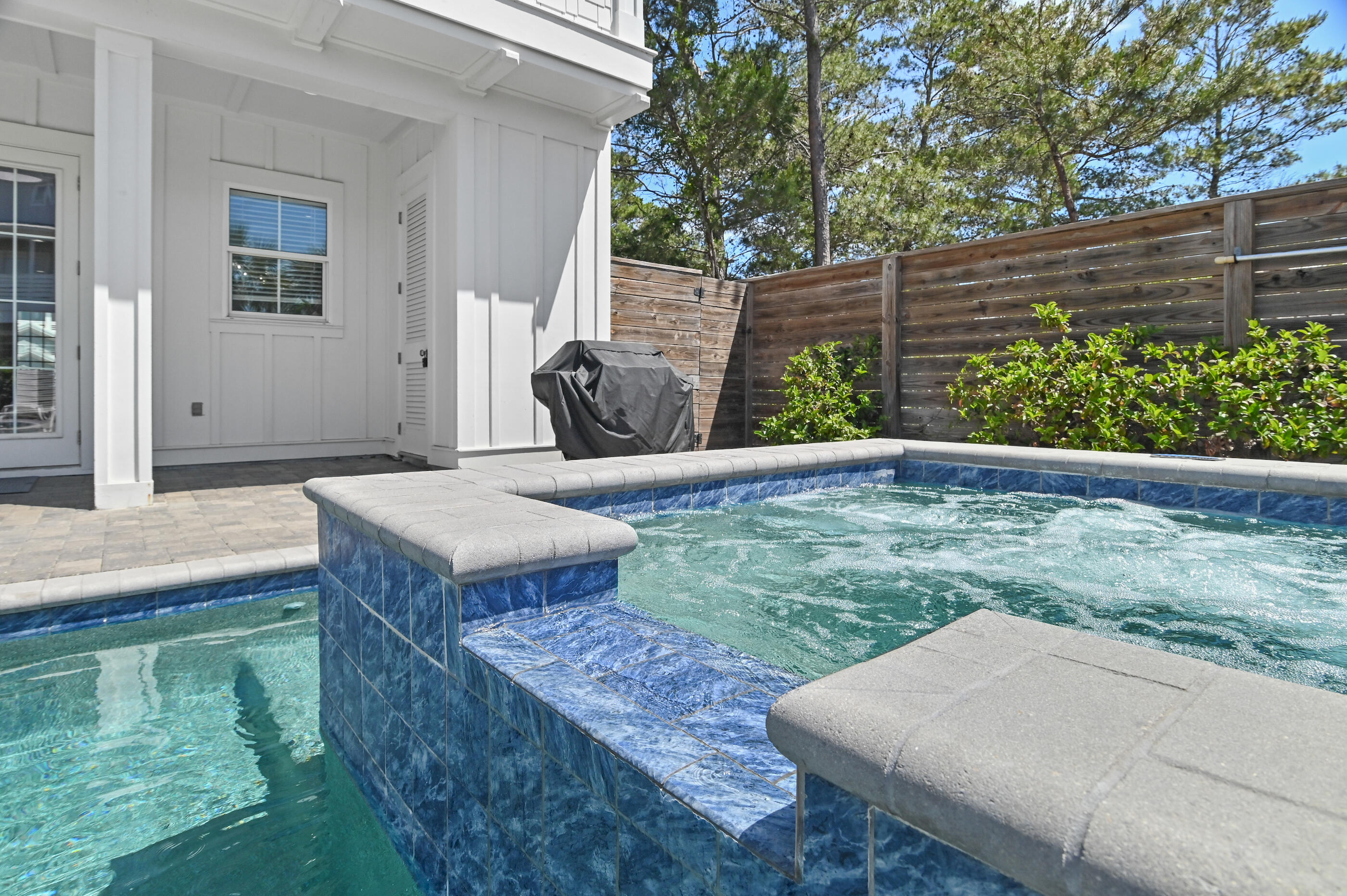 FRANGISTA BEACH 2ND ADDN - Residential