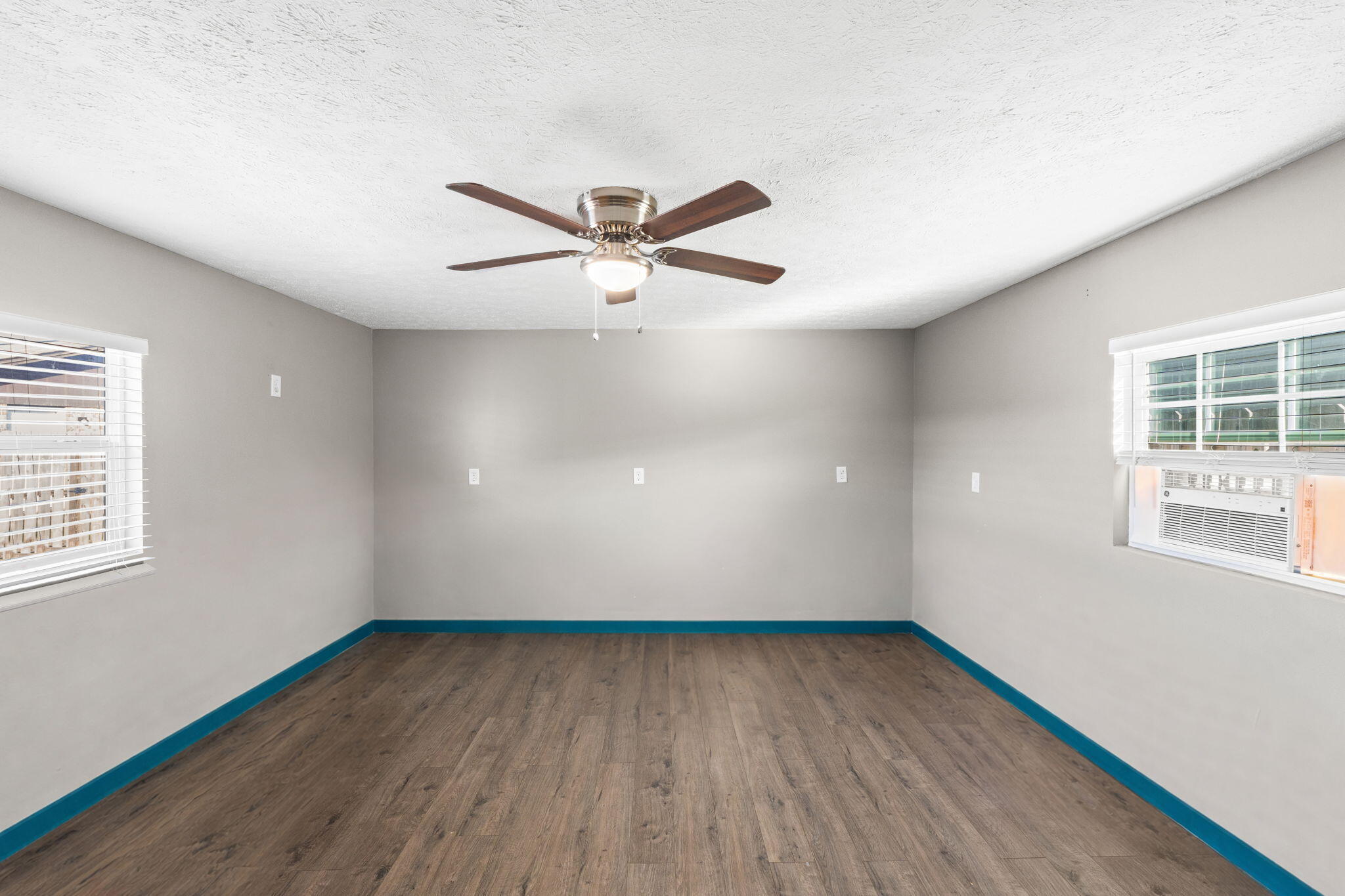 BAY FRONT - Residential