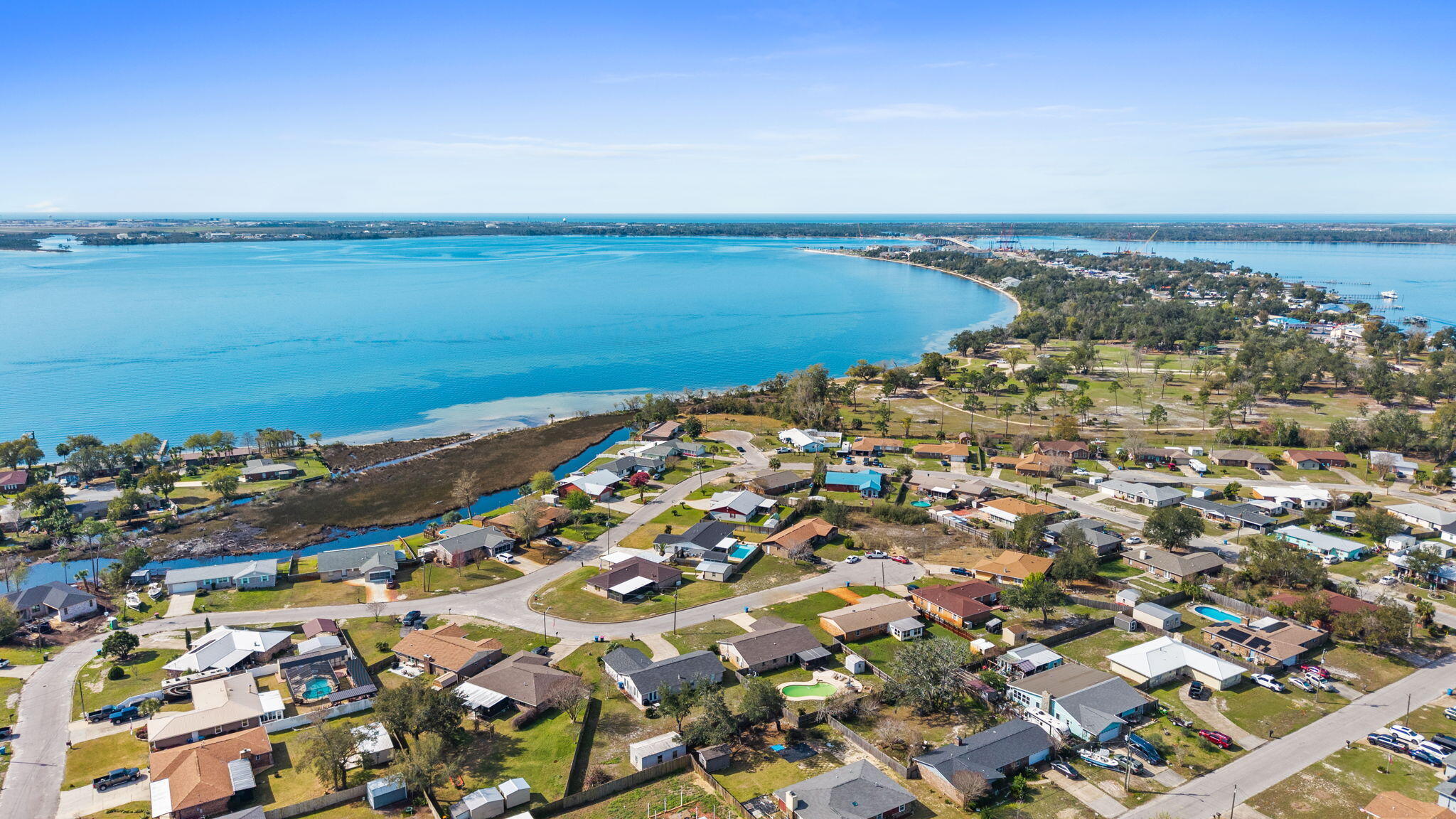 BAY FRONT - Residential
